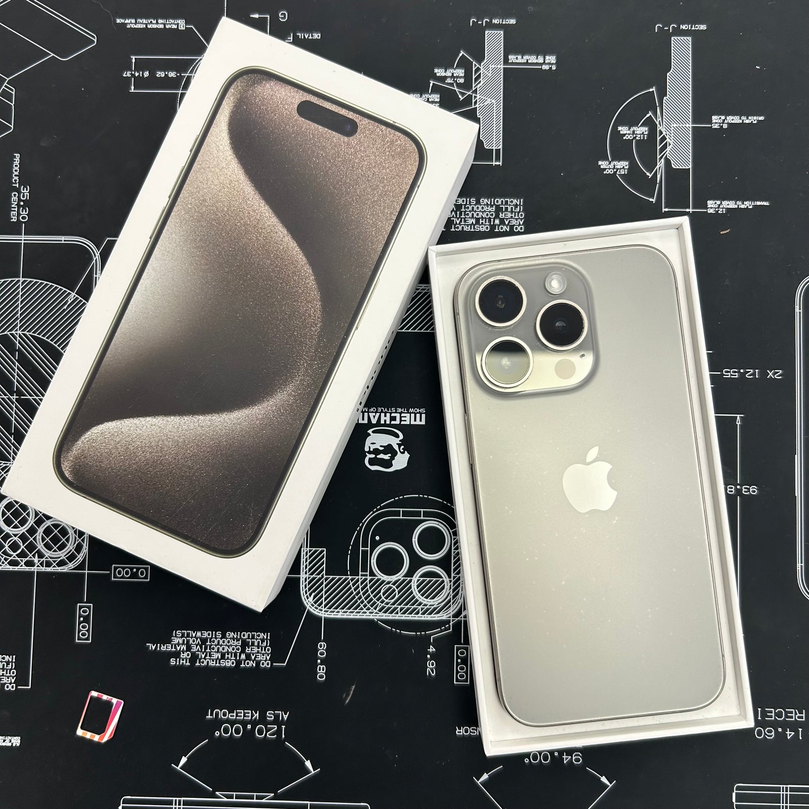 Apple iPhone 15 Pro 128GB - Natural Titanium - 100% Battery Health