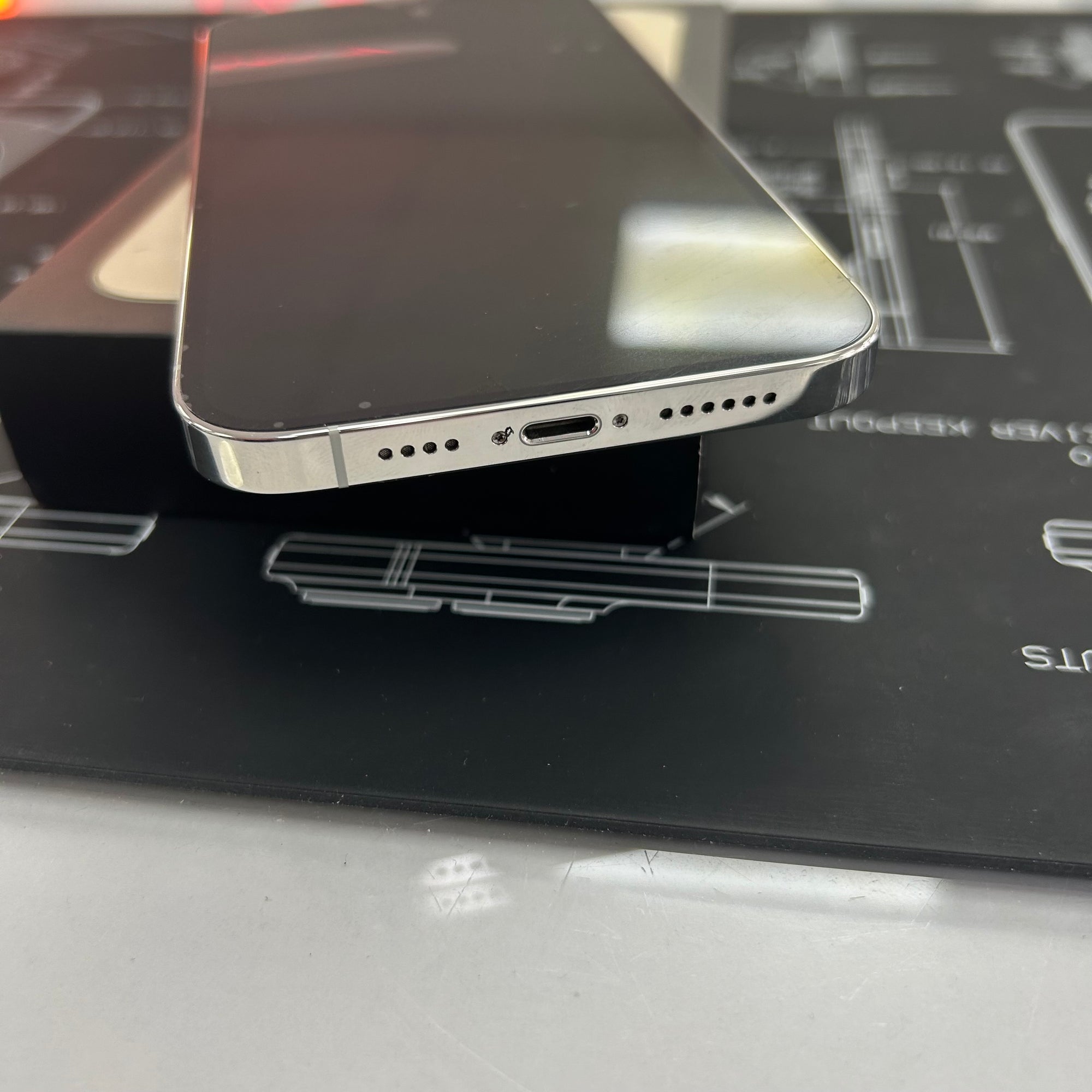 Apple iPhone 12 Pro Max 256GB Silver 100% Battery Health