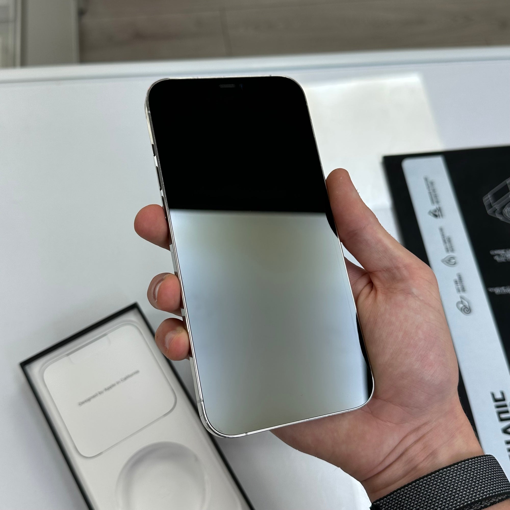 Apple iPhone 12 Pro Max 256GB Silver - 94% Battery Health
