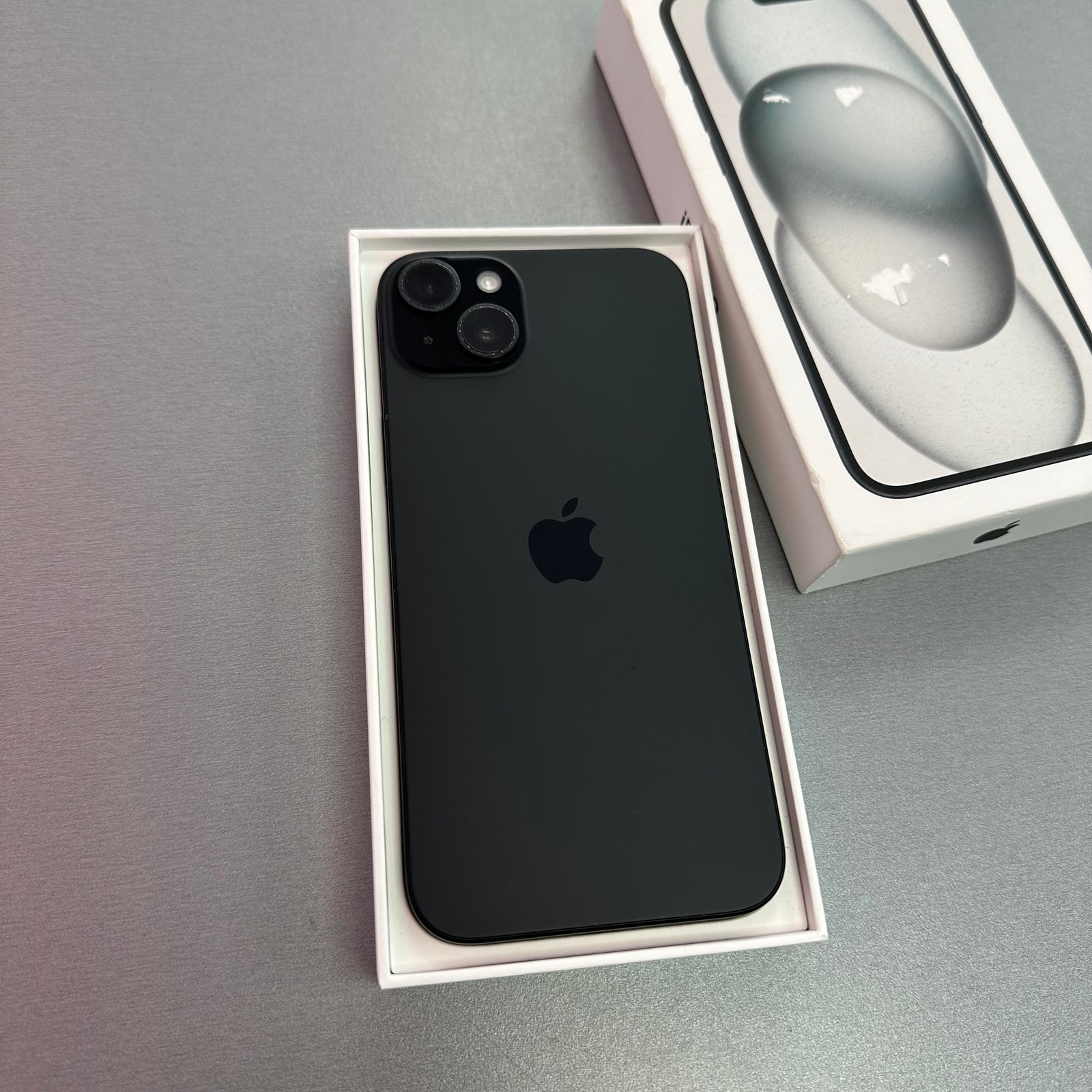 Apple iPhone 15 Plus Black 256GB - 100% Battery Health