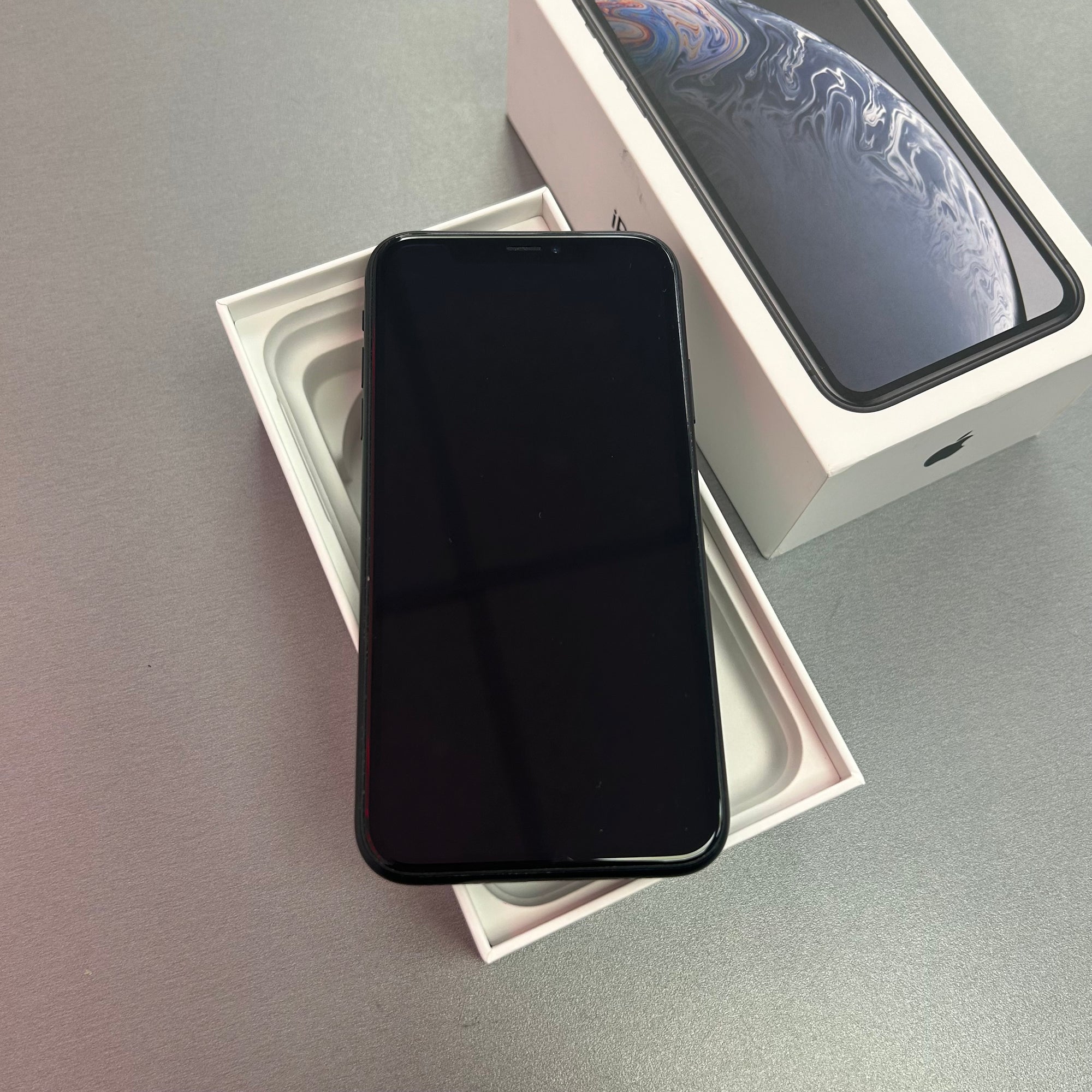 Apple iPhone XR 64GB Black 92% Battery Health