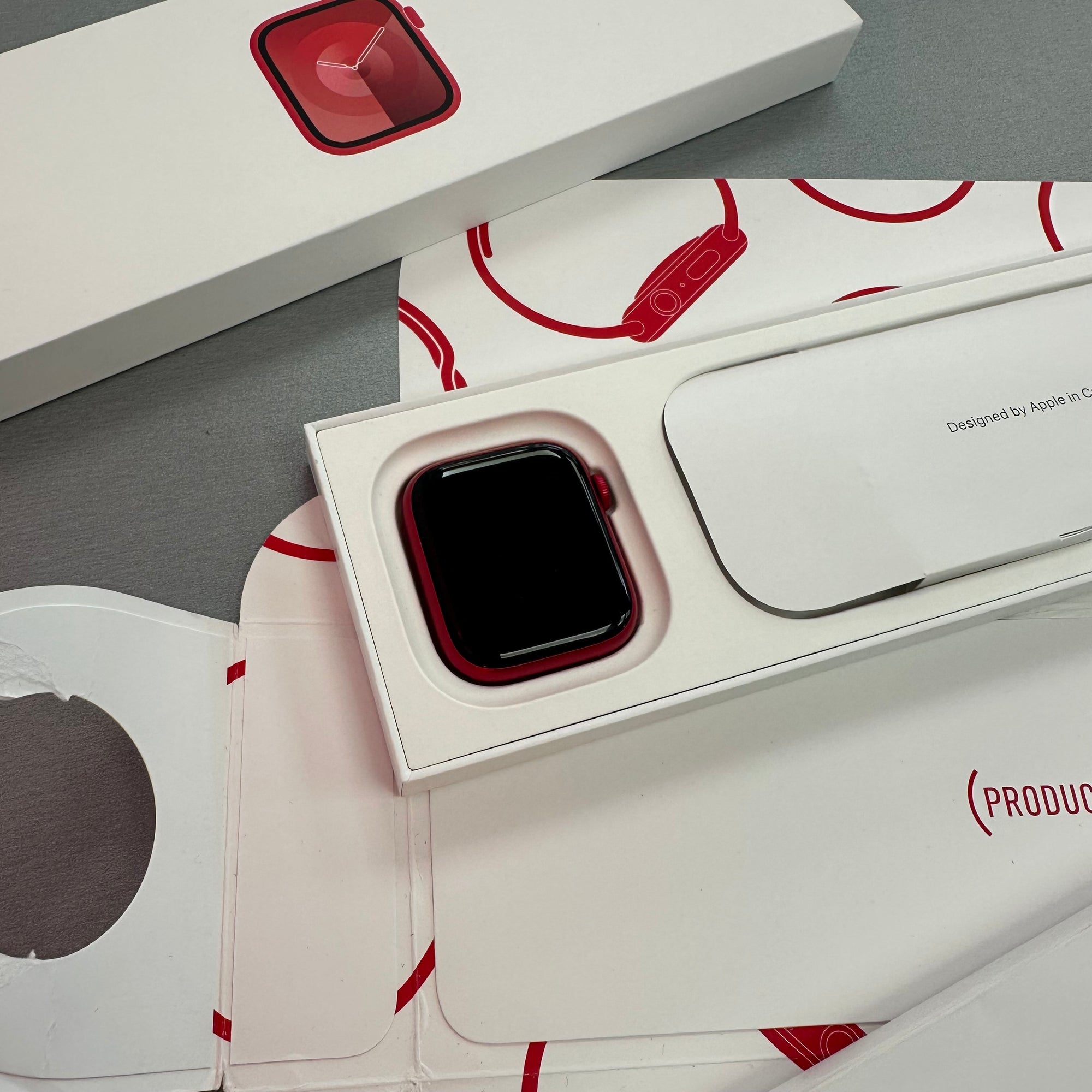 Apple Watch Series 9 Red Aluminium &amp; Sports Band 45MM GPS &amp; Cellular