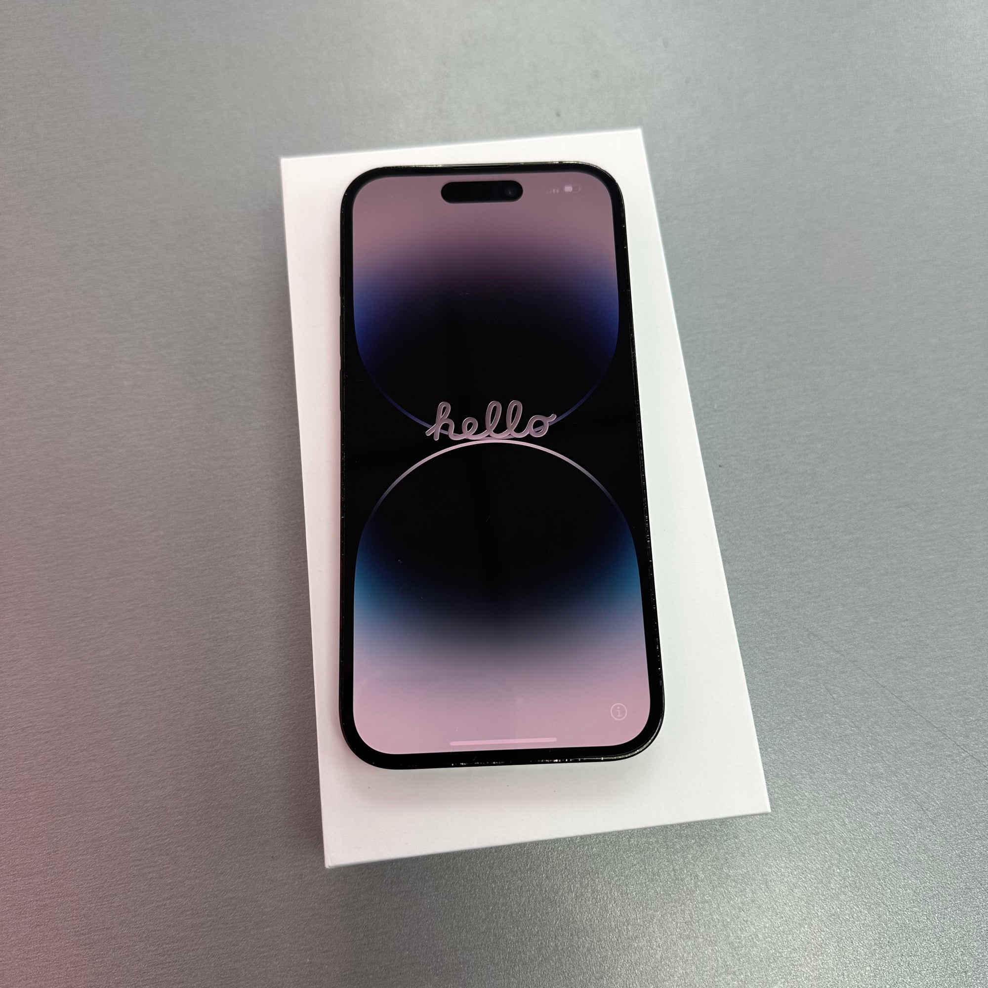 Apple iPhone 14 Pro - Space Black 256GB &amp; 100% Battery Health