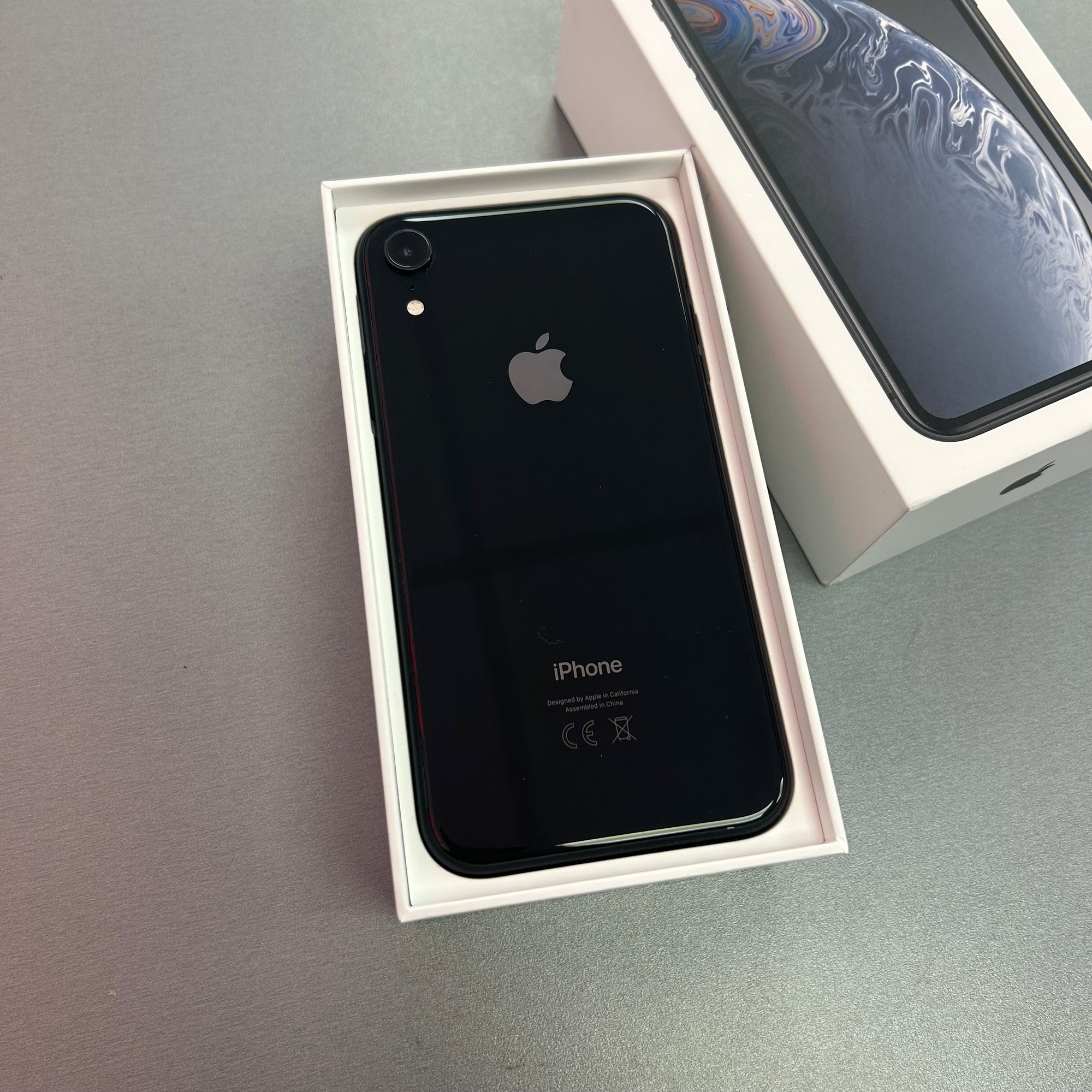 Apple iPhone XR 64GB Black 92% Battery Health