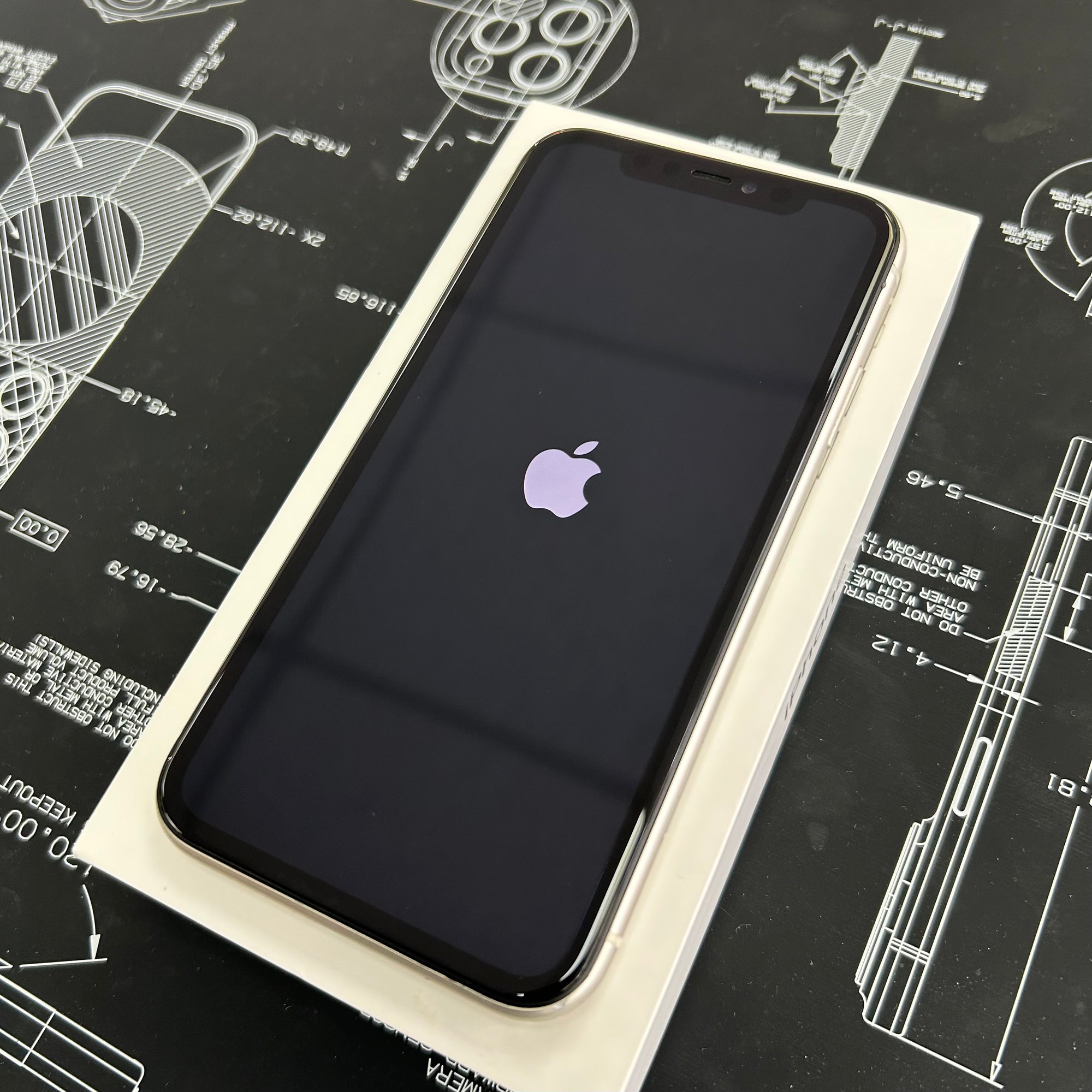 Apple iPhone 11 White 64GB Unlocked