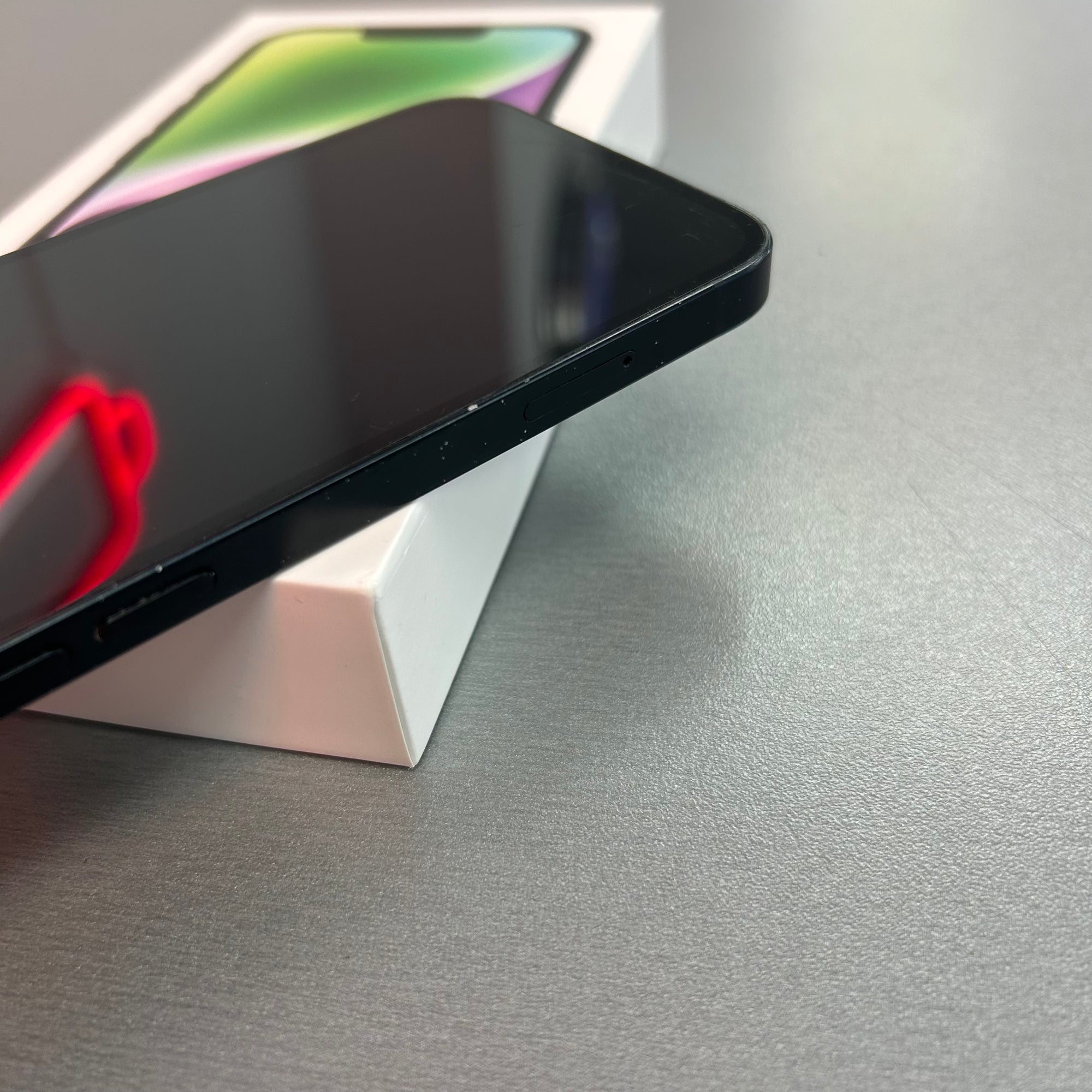 Apple iPhone 14 128GB Midnight - 100% Battery Health