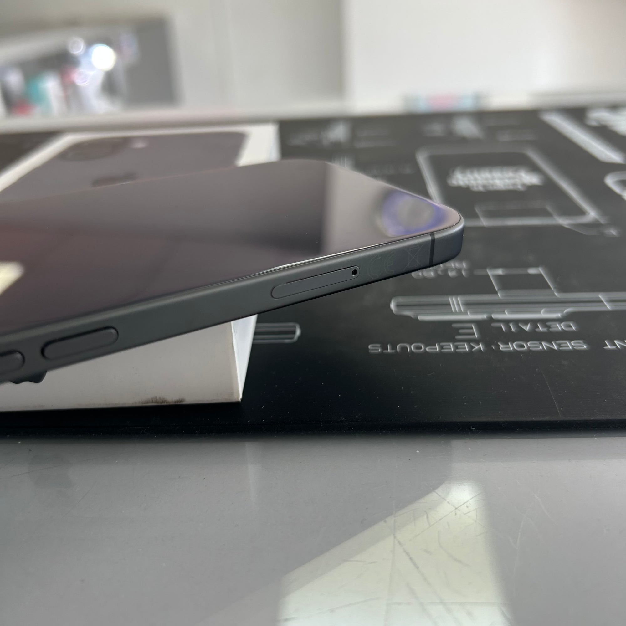 Like New Apple iPhone 17 256GB Black