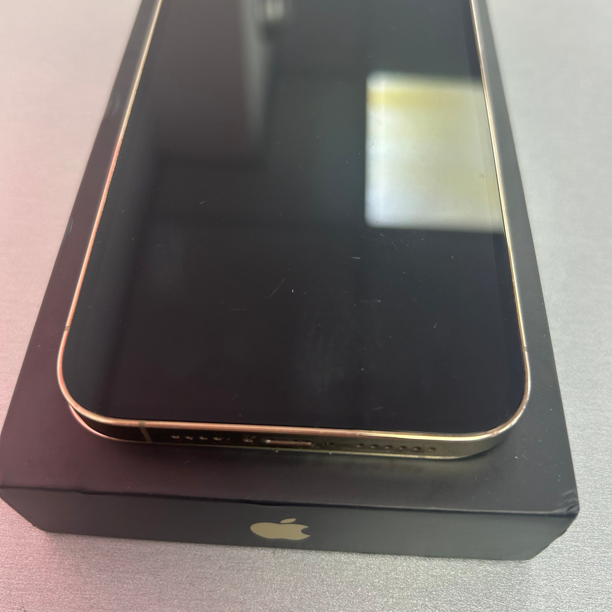 Apple iPhone 13 Pro Max 128GB Gold - 100% Battery Health