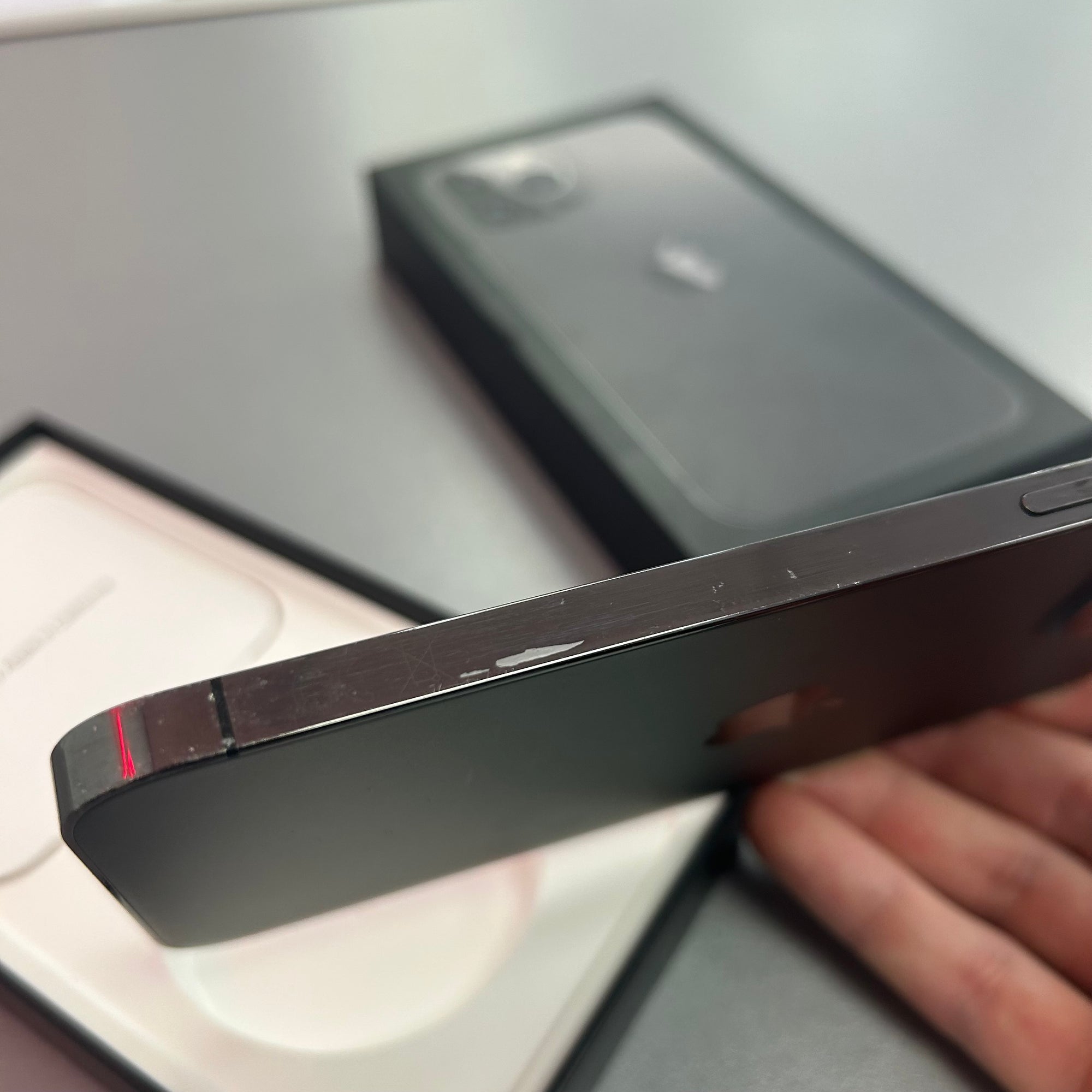 Apple iPhone 13 Pro Max 6.7” 128GB Graphite - 100% Battery Health