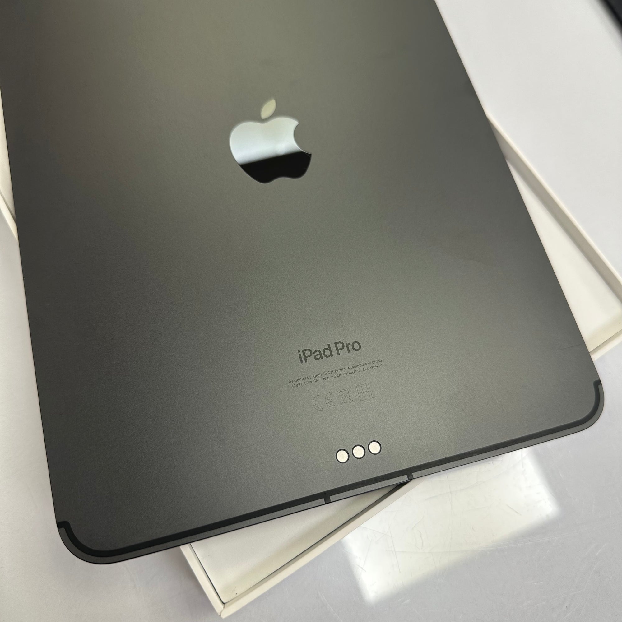 Apple iPad Pro 11 inch M4 Space Black 256GB, Wi-Fi &amp; Cellular