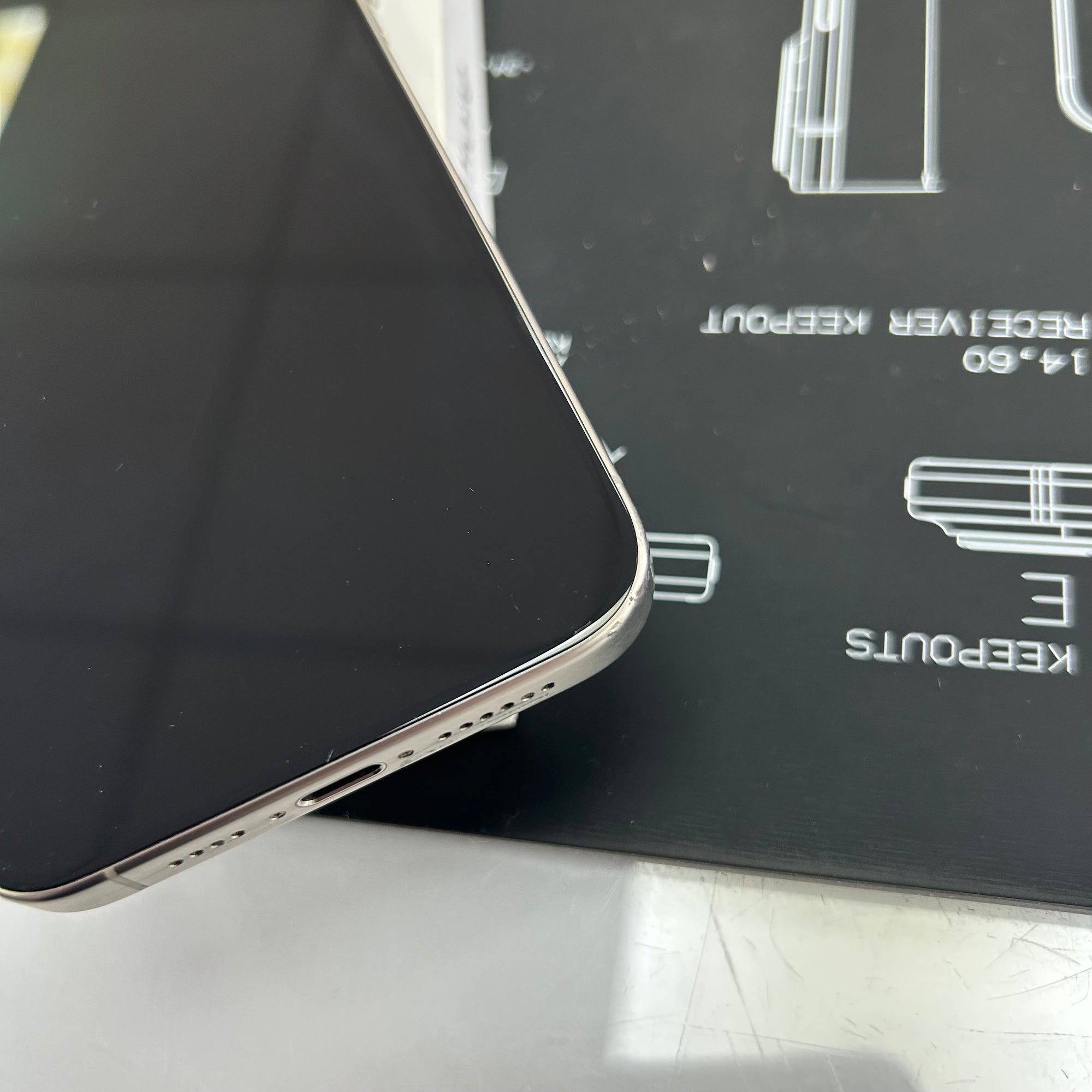 Apple iPhone 15 Pro Max 256GB Natural Titanium