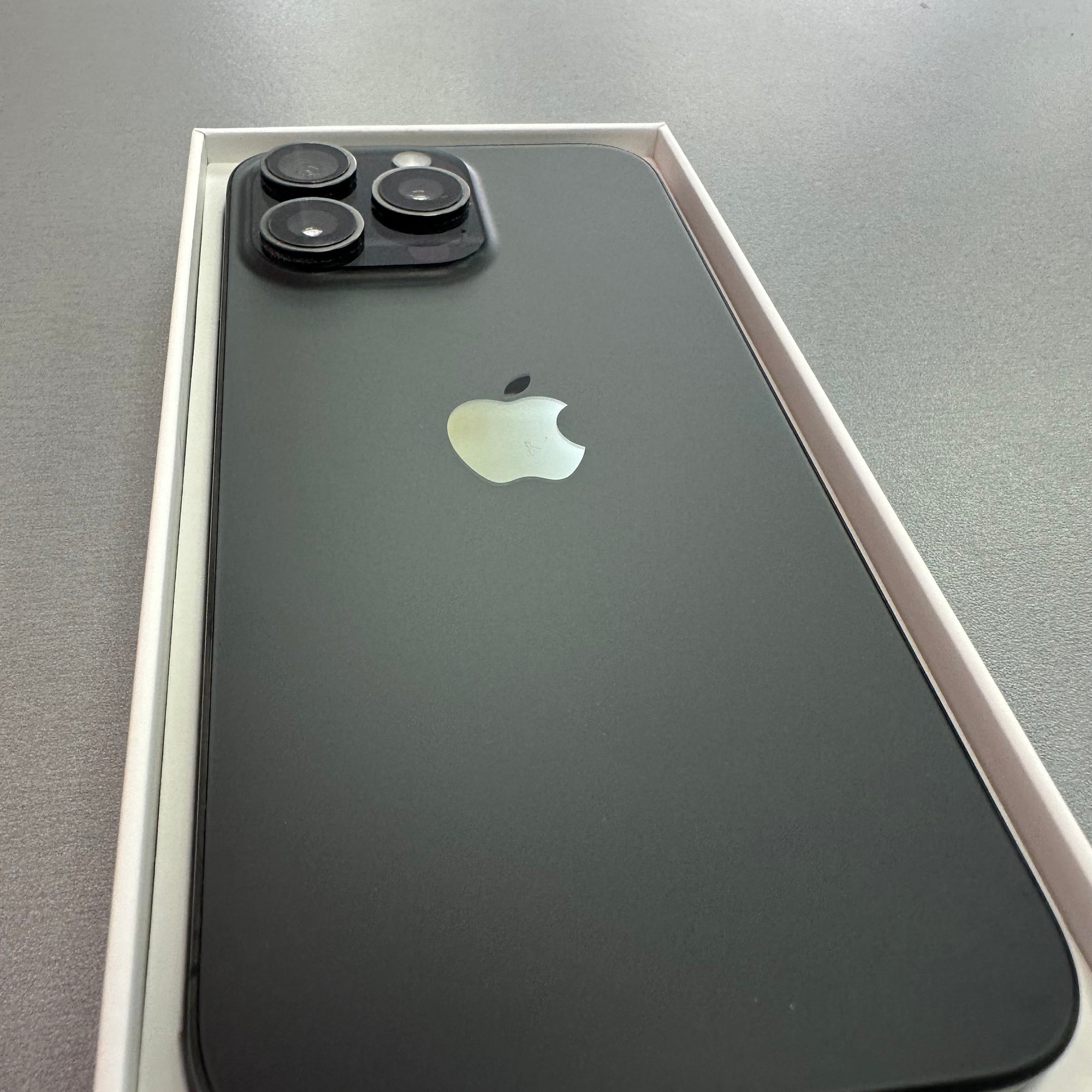 Apple iPhone 15 Pro Max 256GB Black Titanium