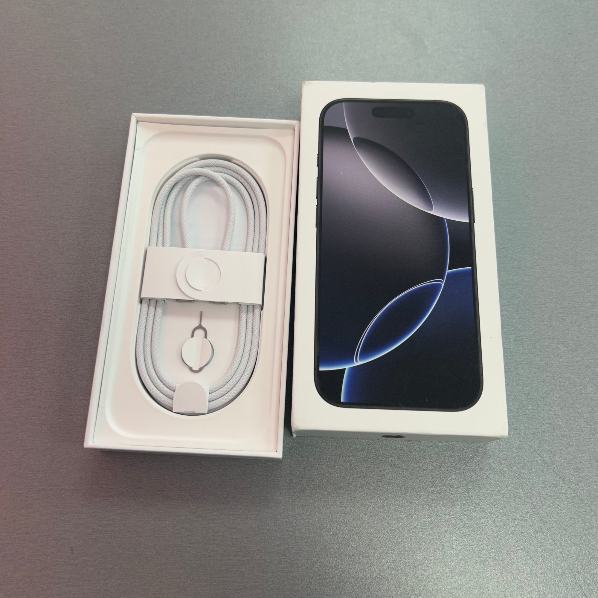 Apple iPhone 16 Pro Black Titanium 128GB - Original 100% Battery Health