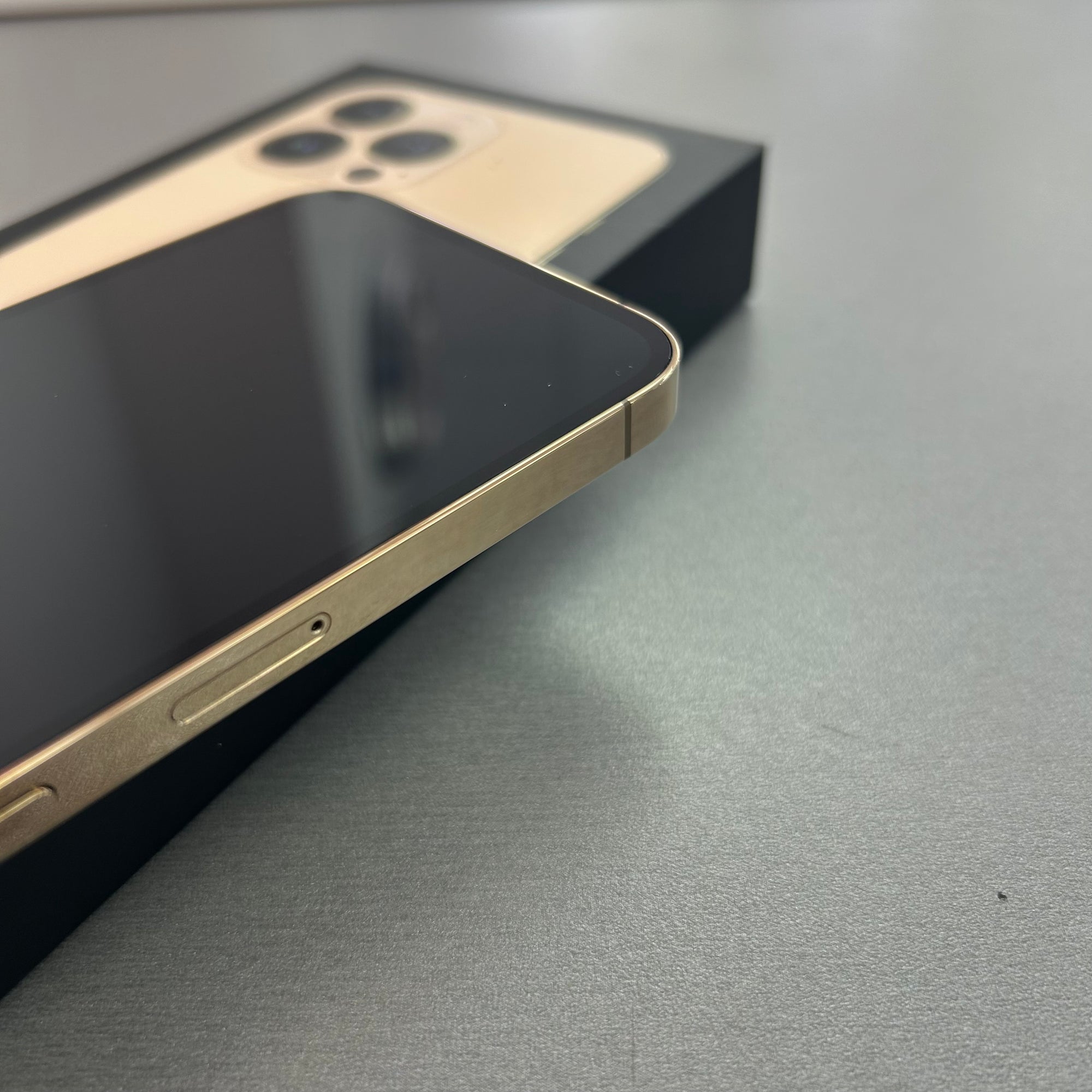 Apple iPhone 13 Pro 128GB Gold 100% Battery Health