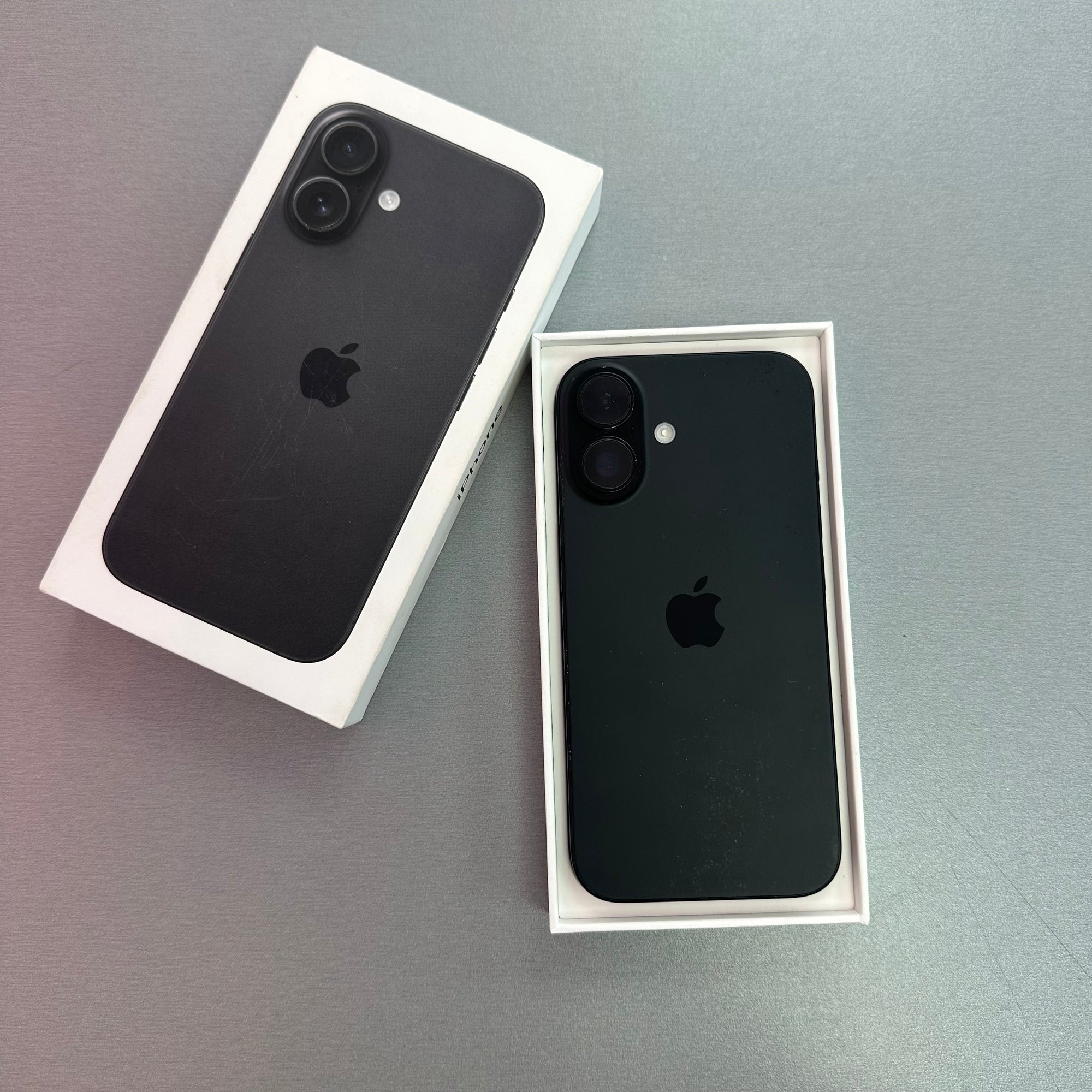 Apple iPhone 16 128GB Black 89% Battery Health