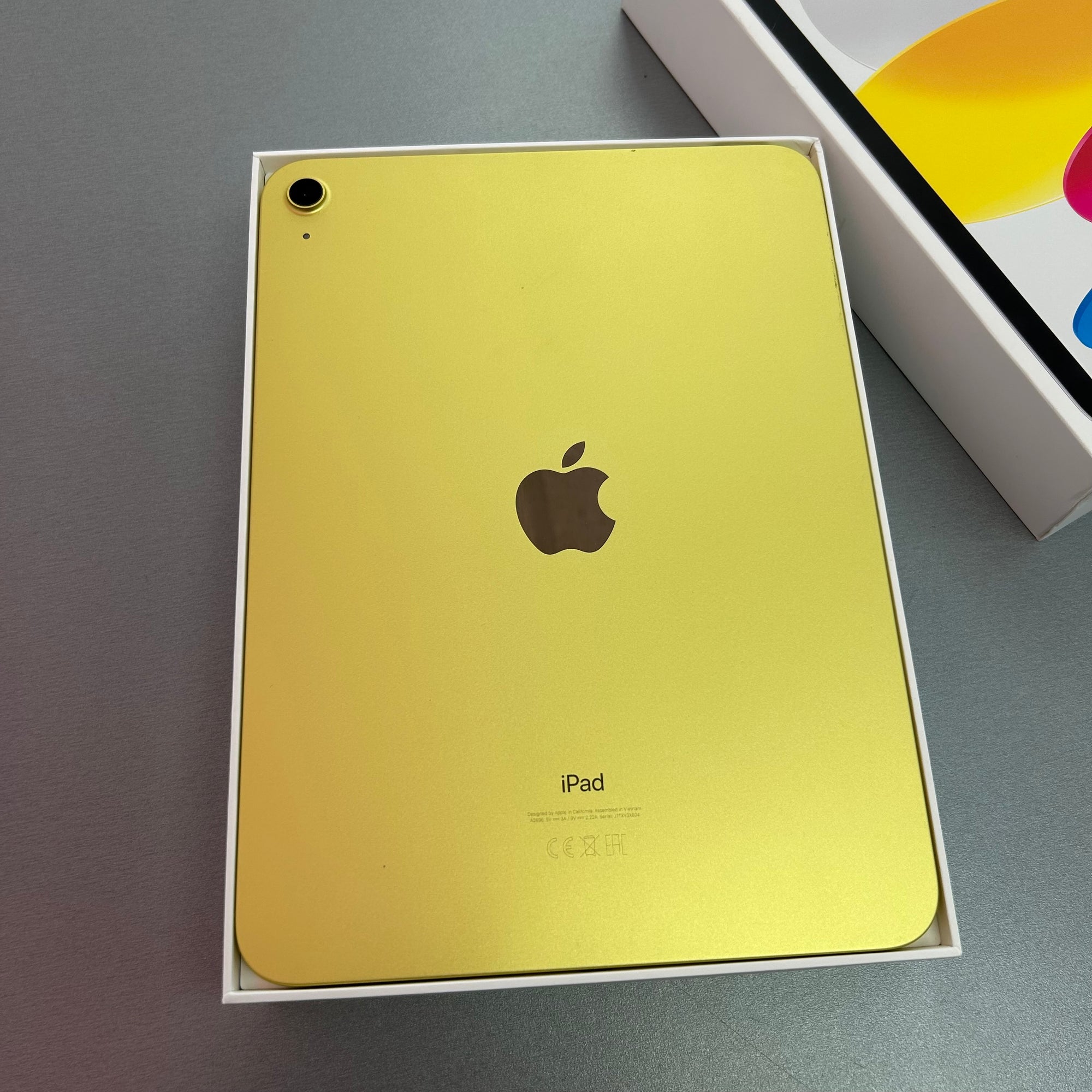 Apple iPad 10th Generation 64GB Yellow Wi-Fi