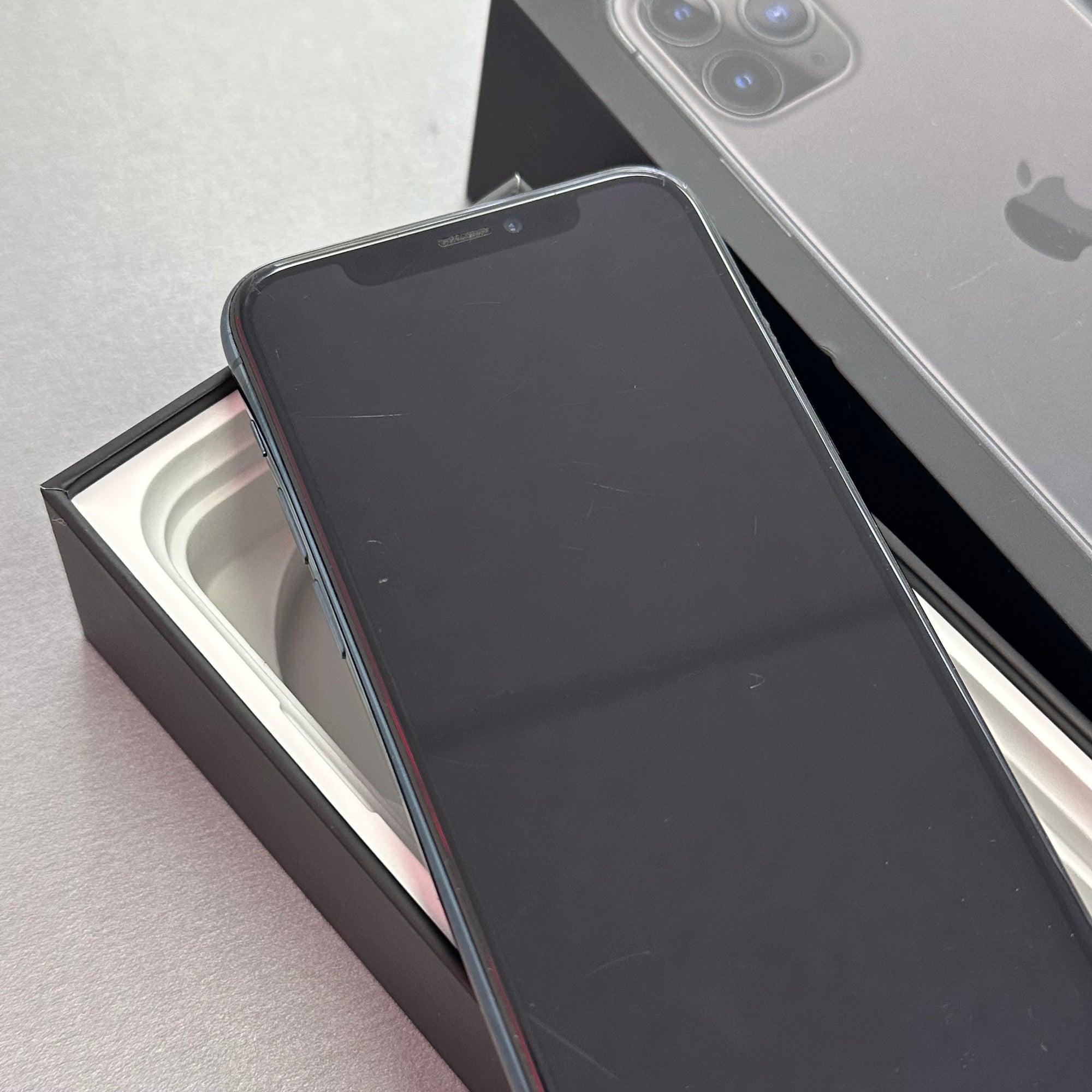 Apple iPhone 11 Pro Alpine Green  64GB - 100% Battery Health