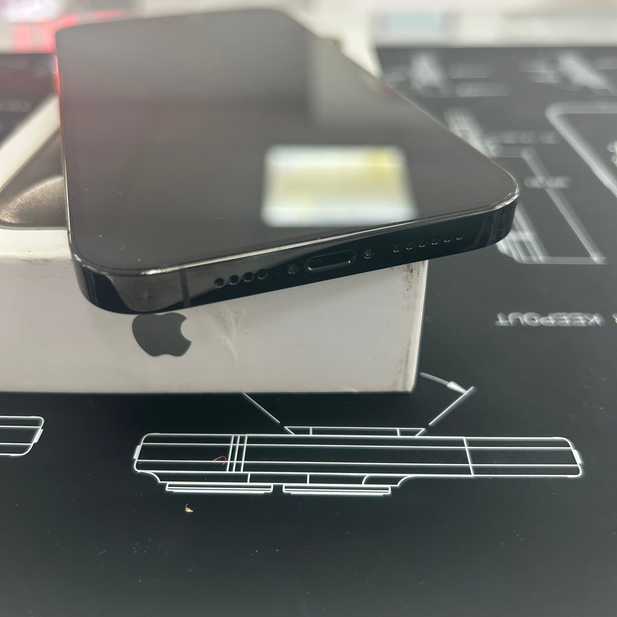 Apple iPhone 14 Pro Max Black 128GB - 100% Battery Health