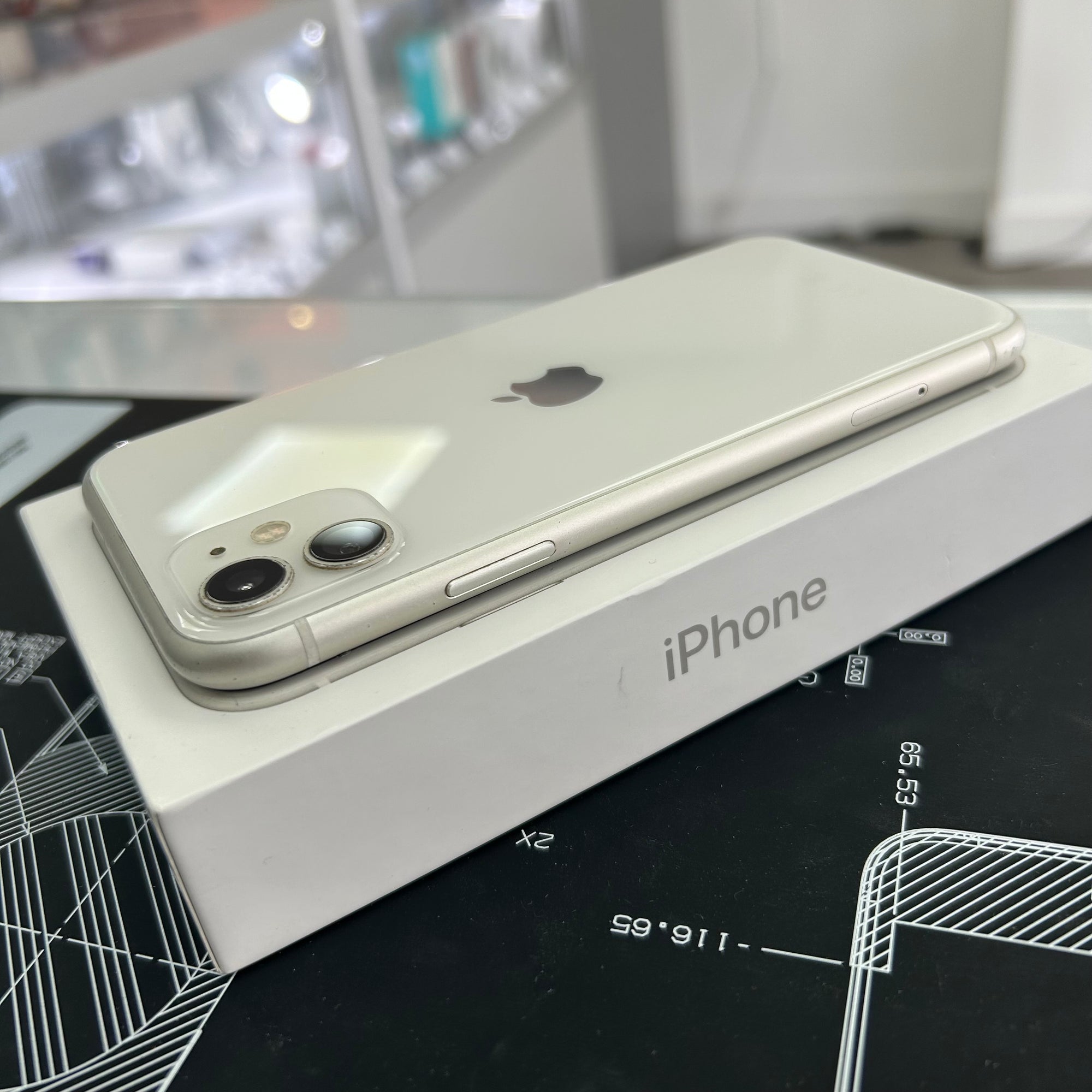 Apple iPhone 11 White 64GB Unlocked