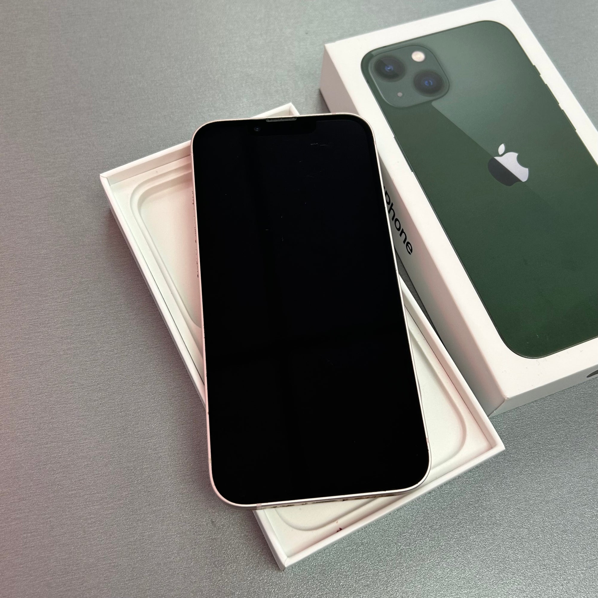 Apple iPhone 13 128GB Pink - 100% Battery Health