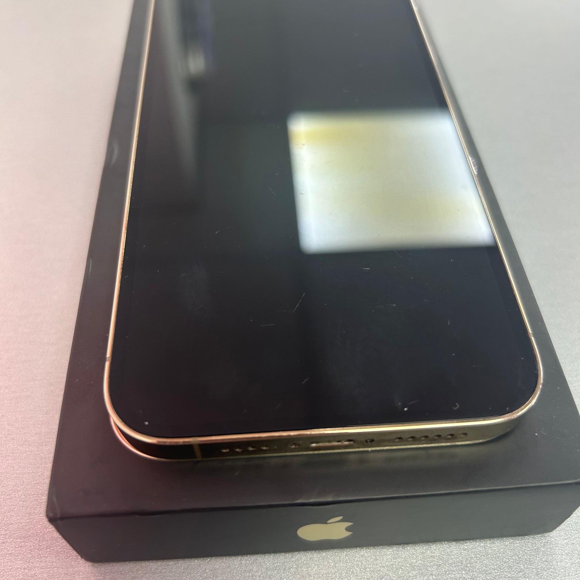 Apple iPhone 13 Pro Max 128GB Gold - 100% Battery Health