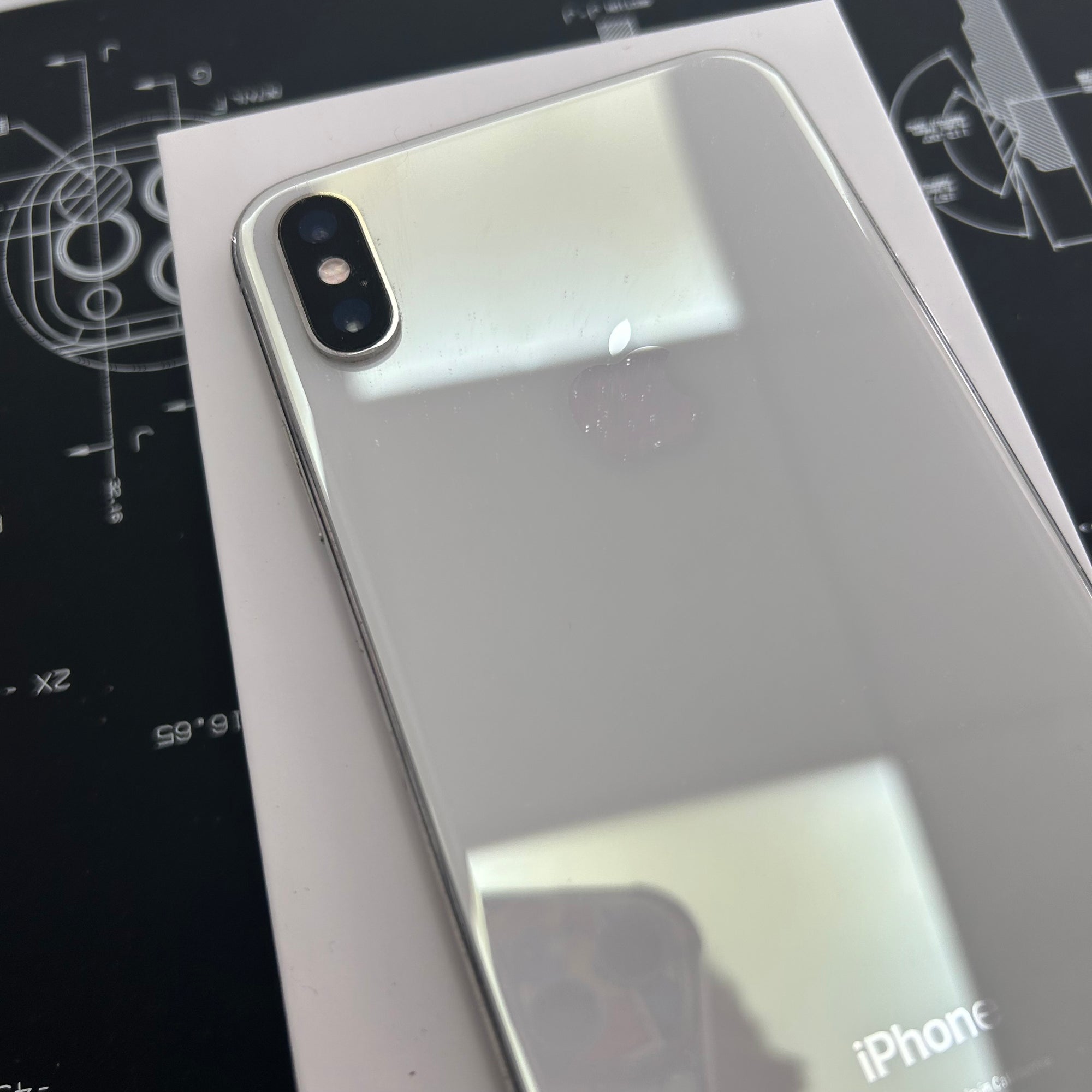Apple iPhone XS Max White 256GB &amp; 100% Battery Health