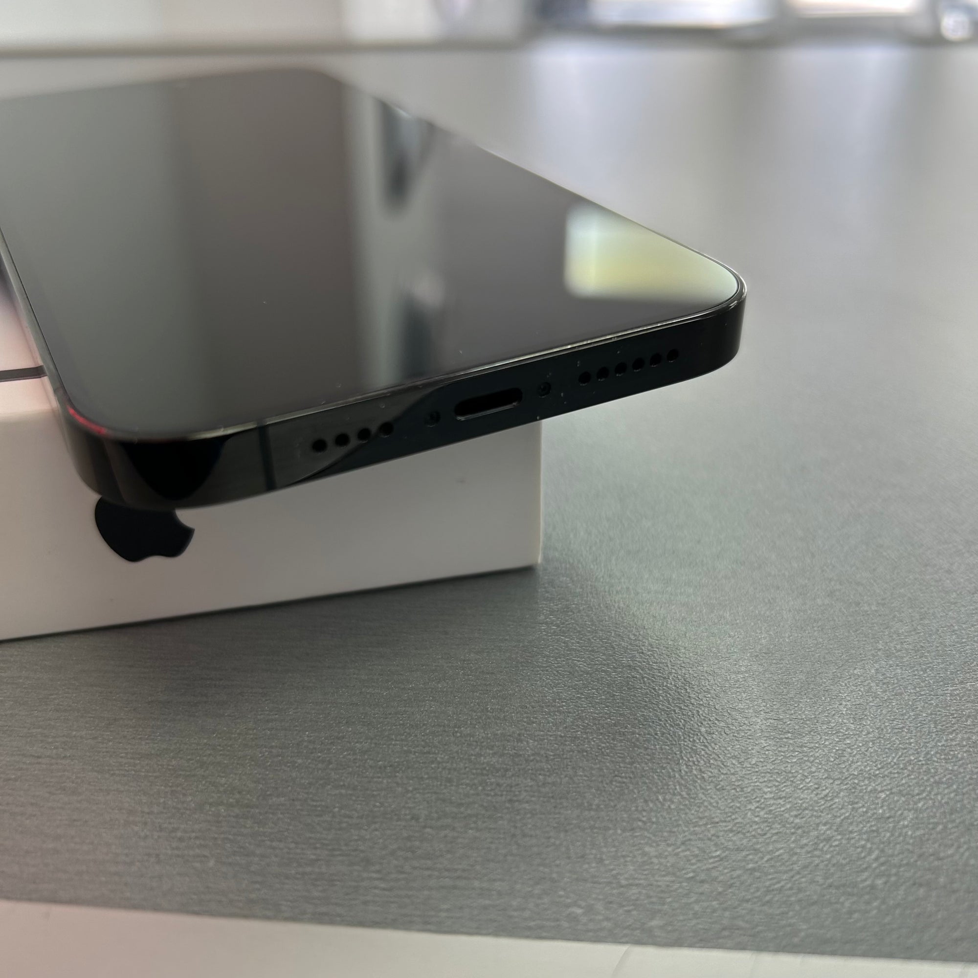 Apple iPhone 14 Pro Max Black 128GB - 100% Battery Health