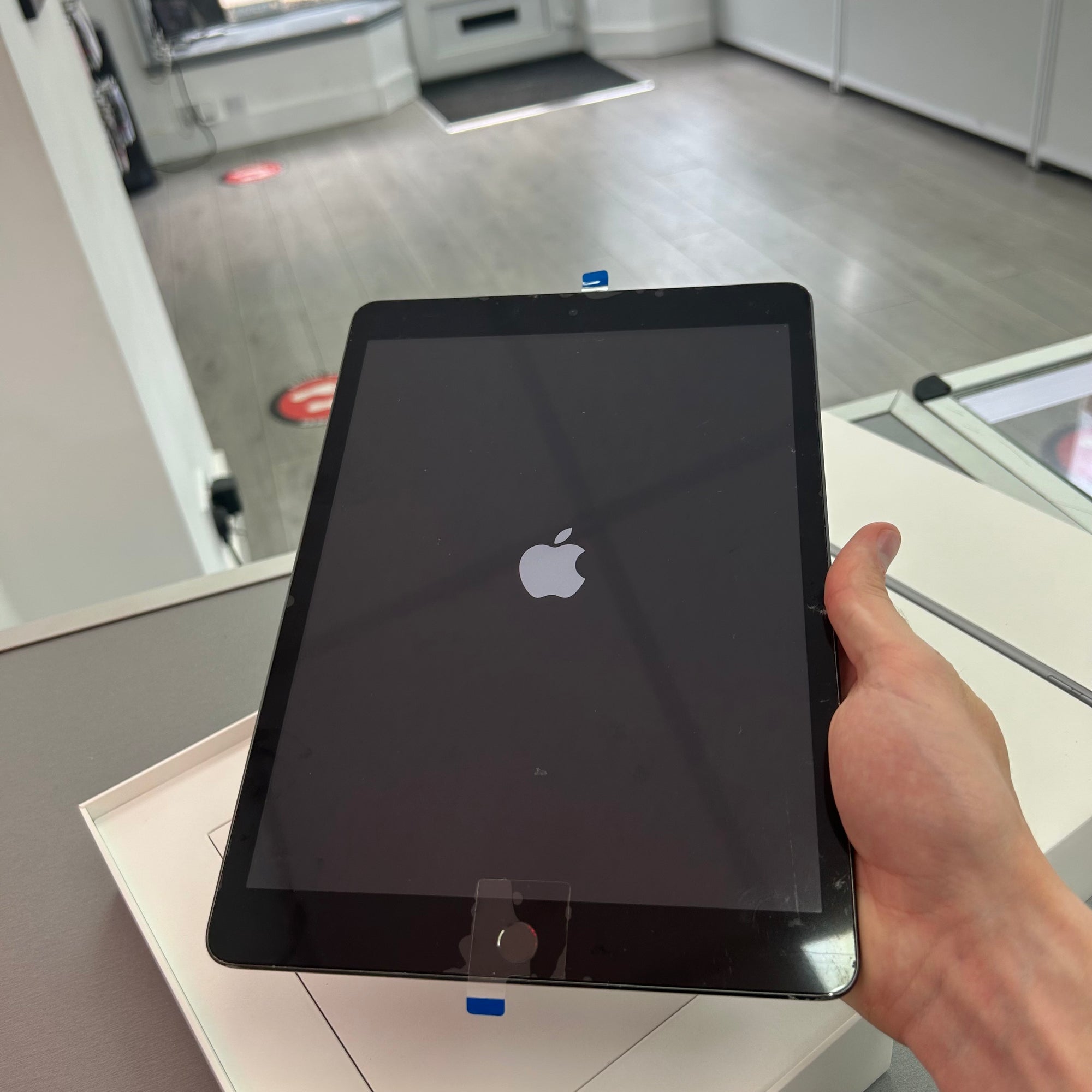 Apple iPad 9th Generation 64GB Space Grey - Wi-Fi and Cellular Edition