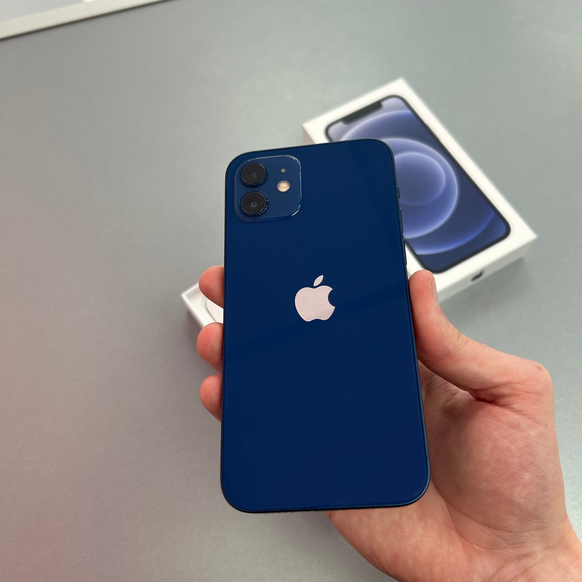 Apple iPhone 12 64GB Blue - 100% Battery Health