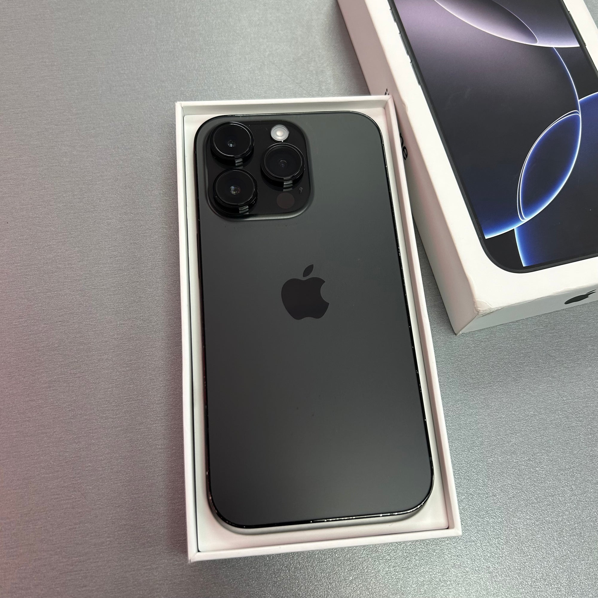 Apple iPhone 14 Pro - Black 128GB &amp; 100% Battery Health