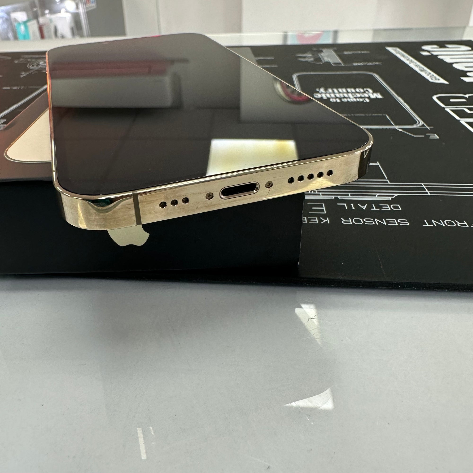 Apple iPhone 13 Pro 128GB Gold 100% Battery Health