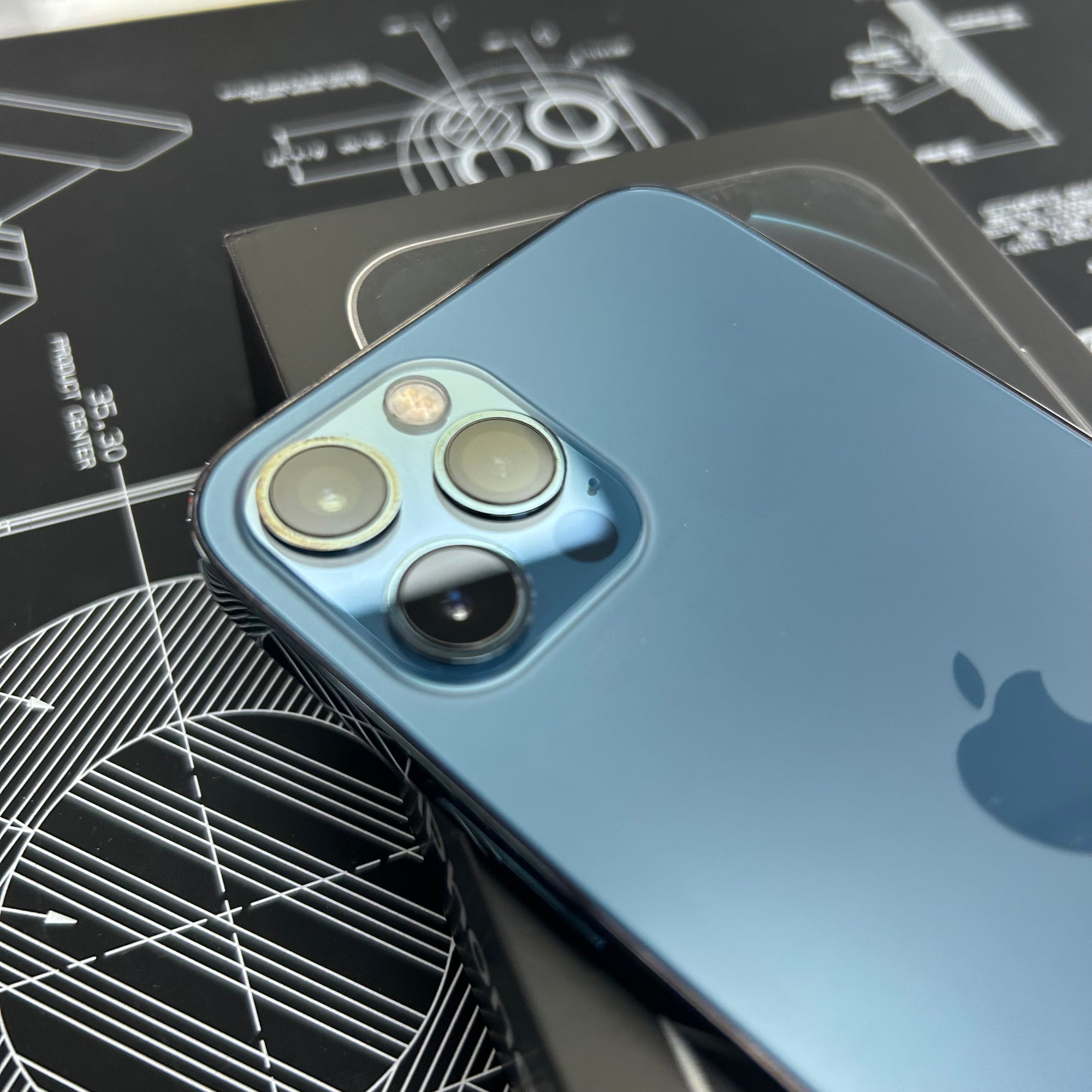 Apple iPhone 12 Pro 256GB Pacific Blue - 100% Battery Health