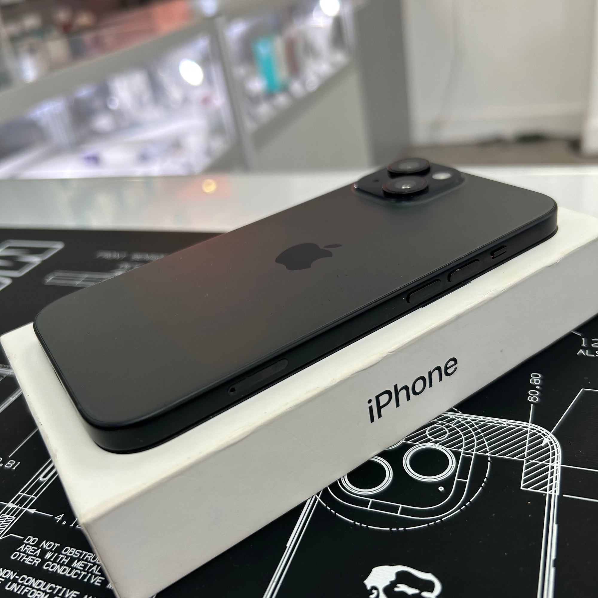 Apple iPhone 15 128GB Black 100% Battery Health