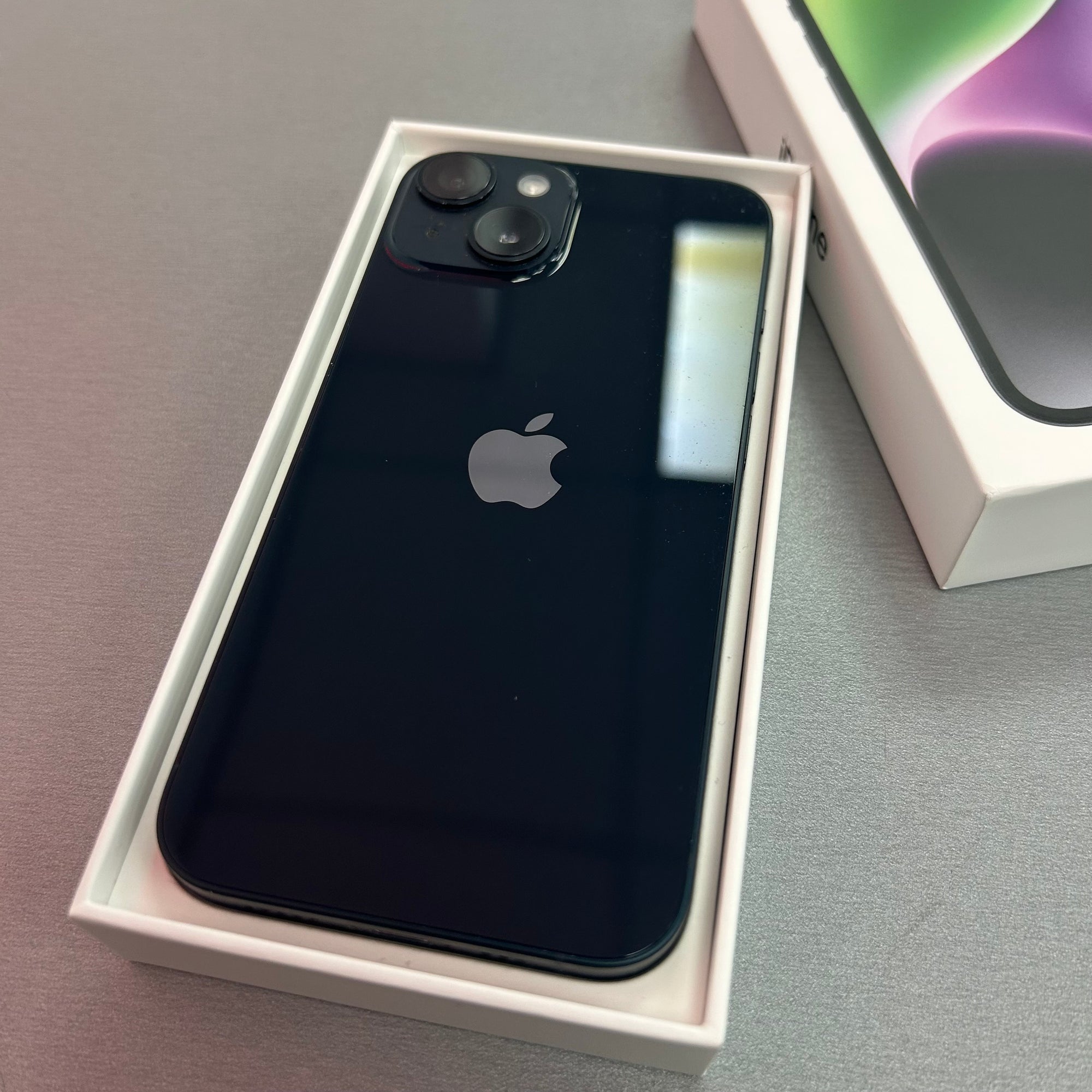 Apple iPhone 14 128GB Midnight - 87% Battery Health