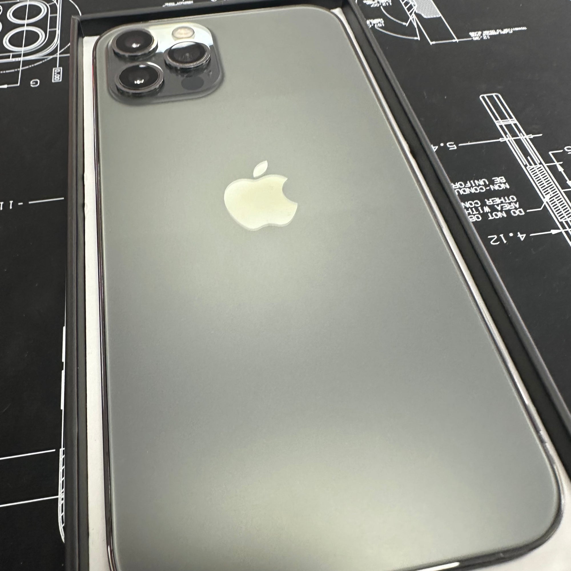 Apple iPhone 12 Pro 128GB Graphite 100% Battery Health