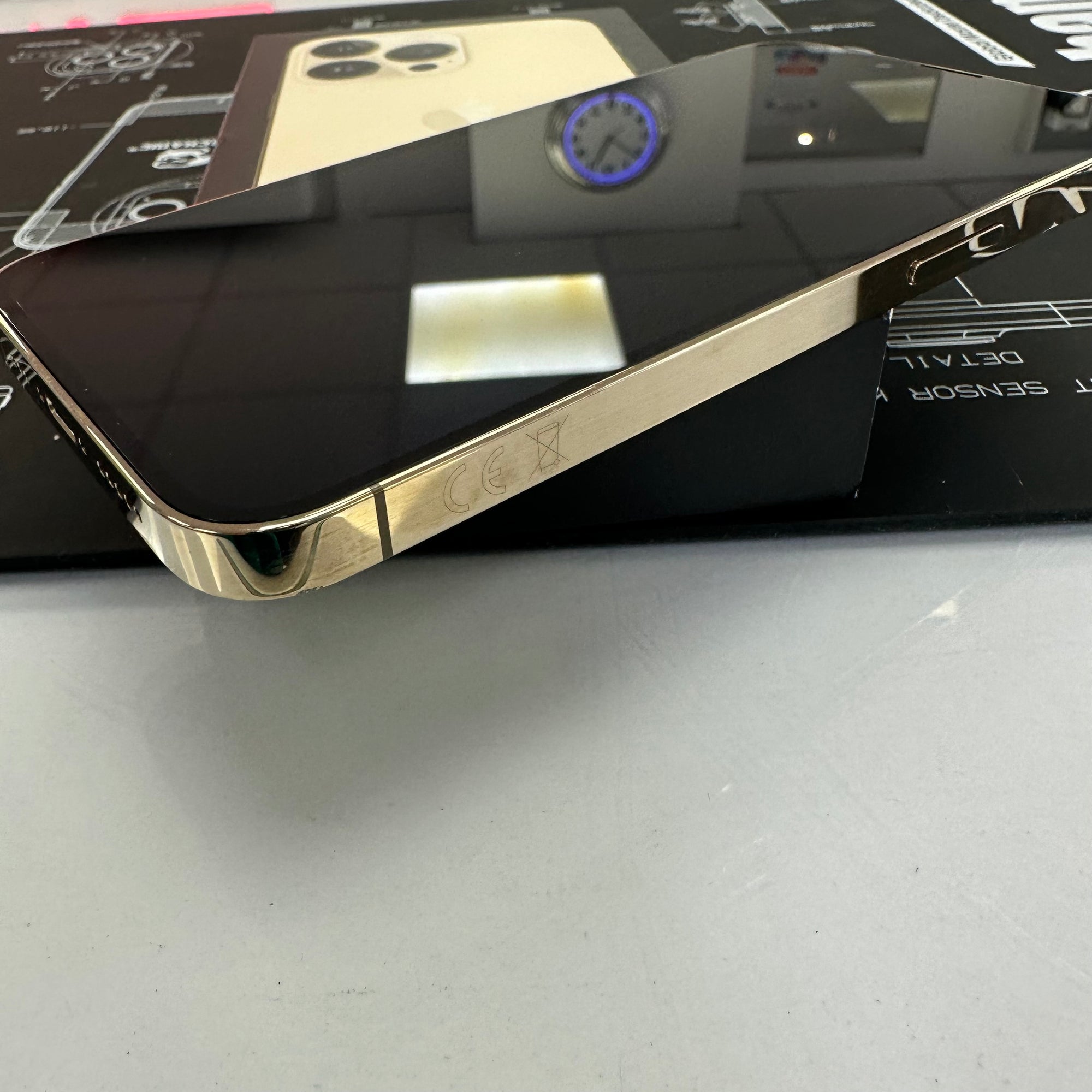 Apple iPhone 13 Pro 128GB Gold 100% Battery Health