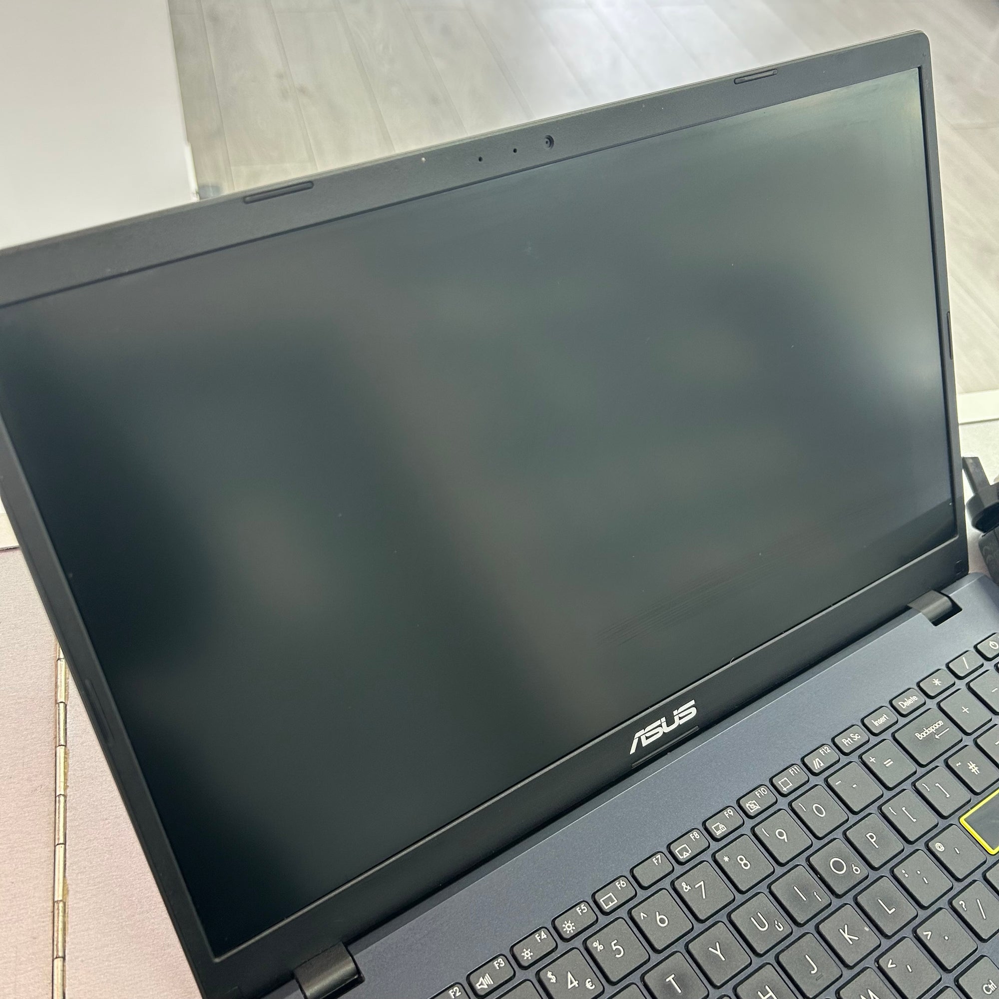 ASUS Blue 15.5” Laptop E510 Windows 11 Reset and Serviced
