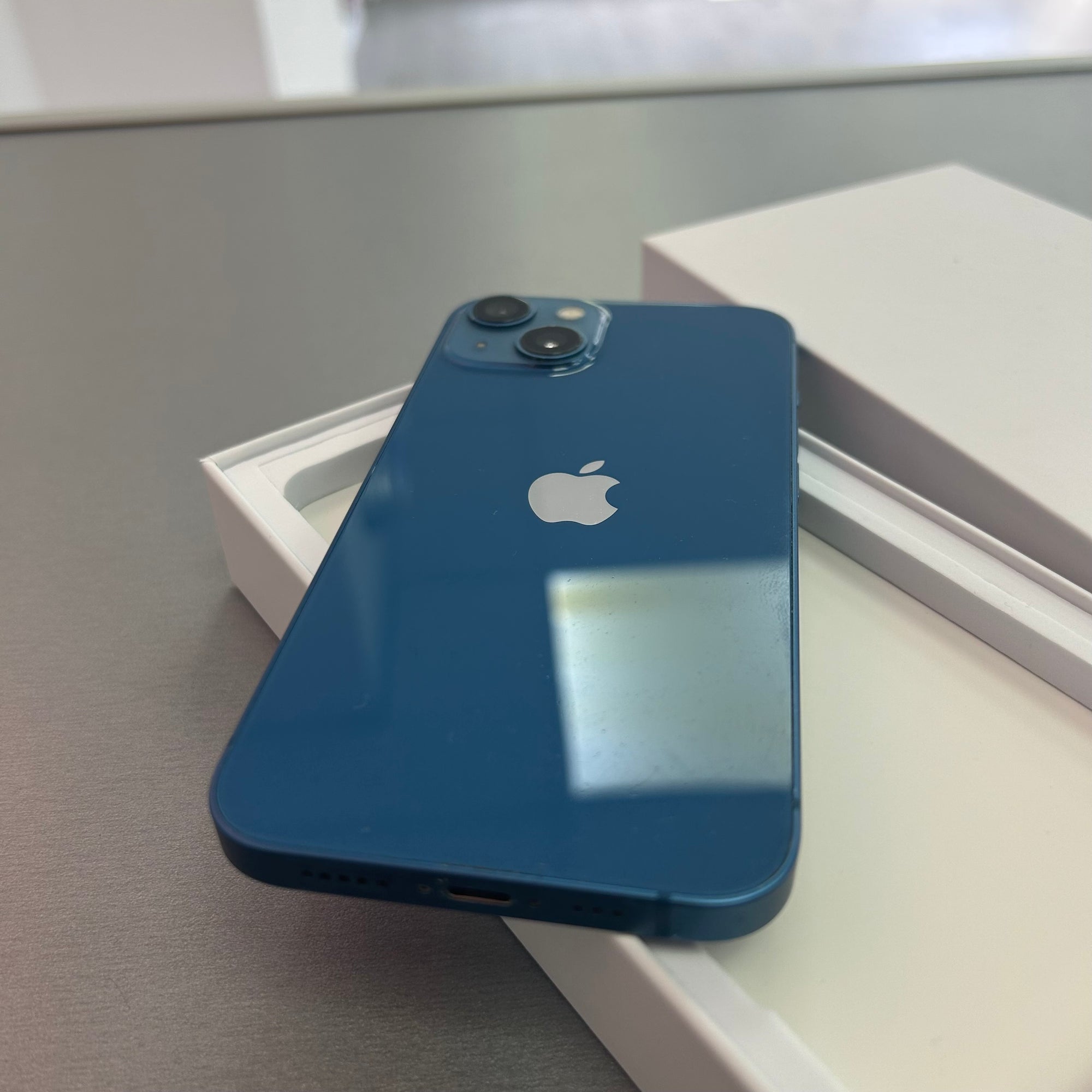 Apple iPhone 13 128GB Blue - 100% Battery Health