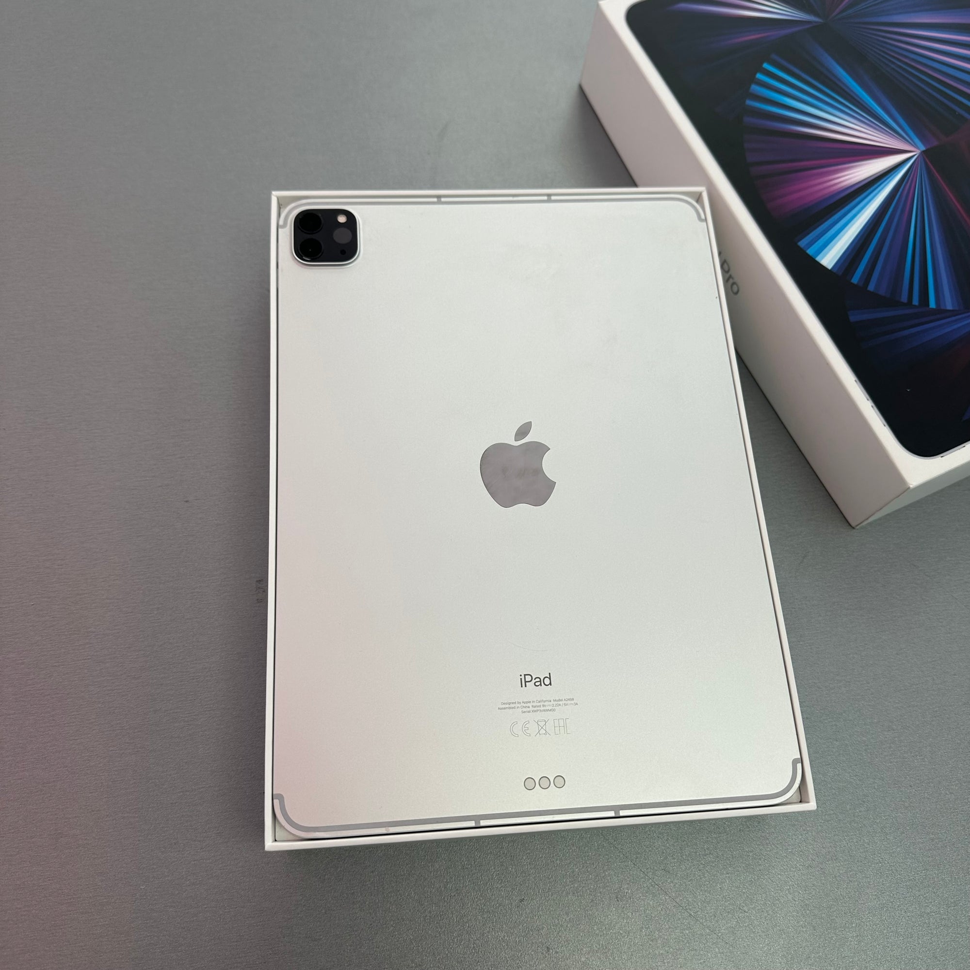 Apple iPad Pro 11 inch 3rd Generation Silver 256GB, Wi-Fi &amp; Cellular