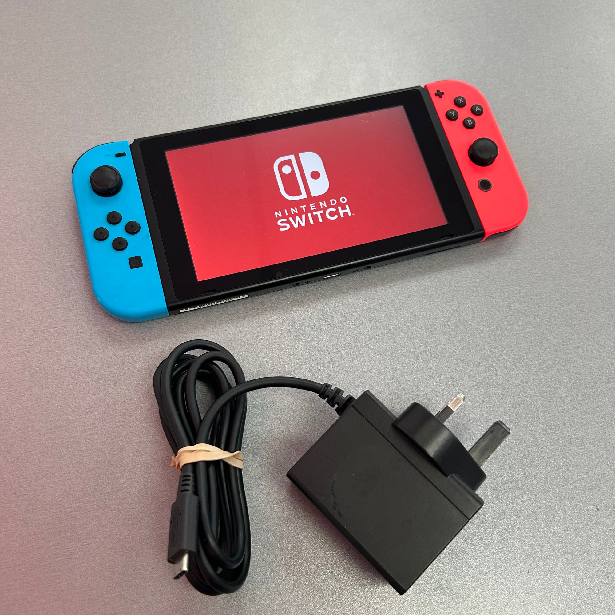 Nintendo Switch Red & Blue 32GB
