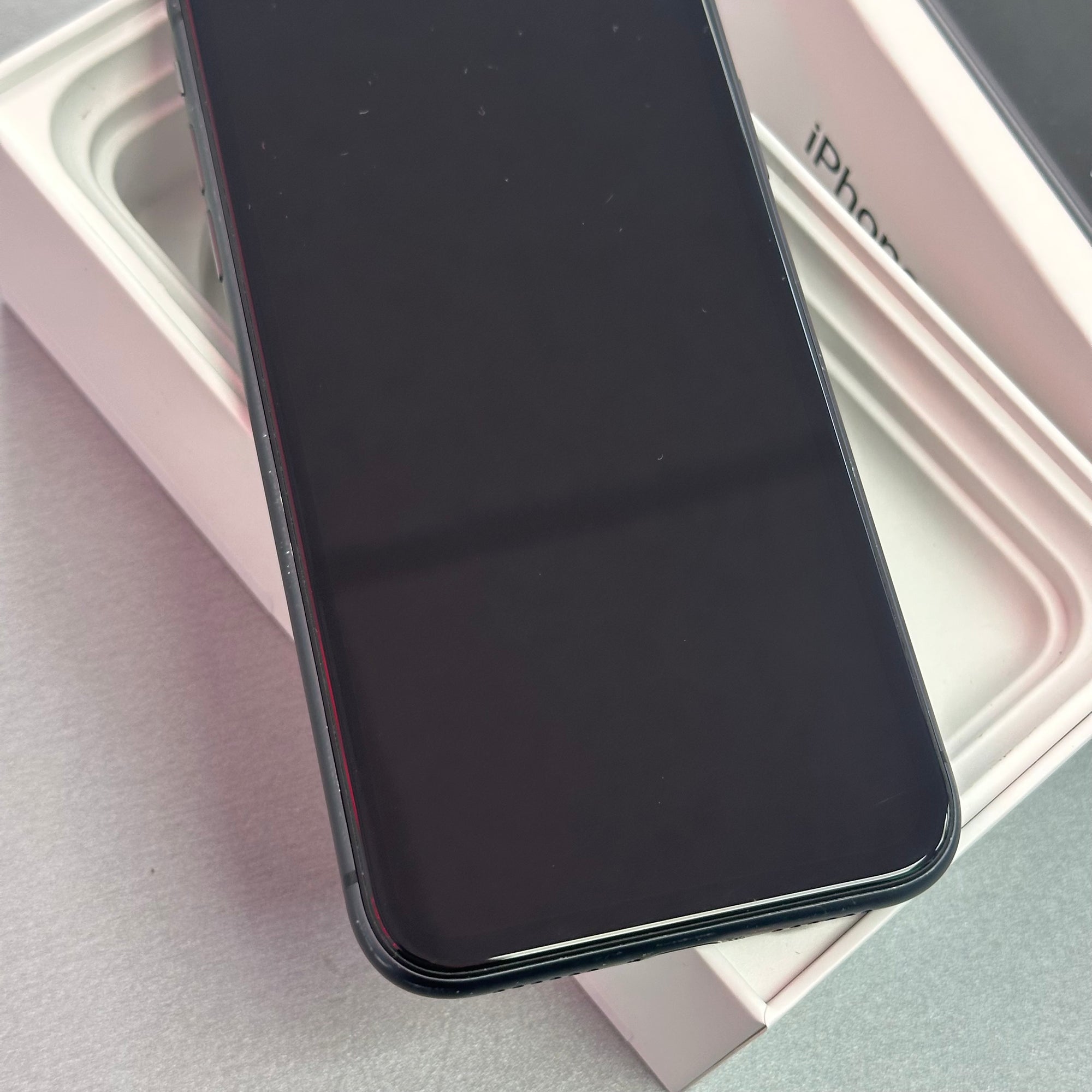 Apple iPhone 11 128GB Black - 100% Battery Health