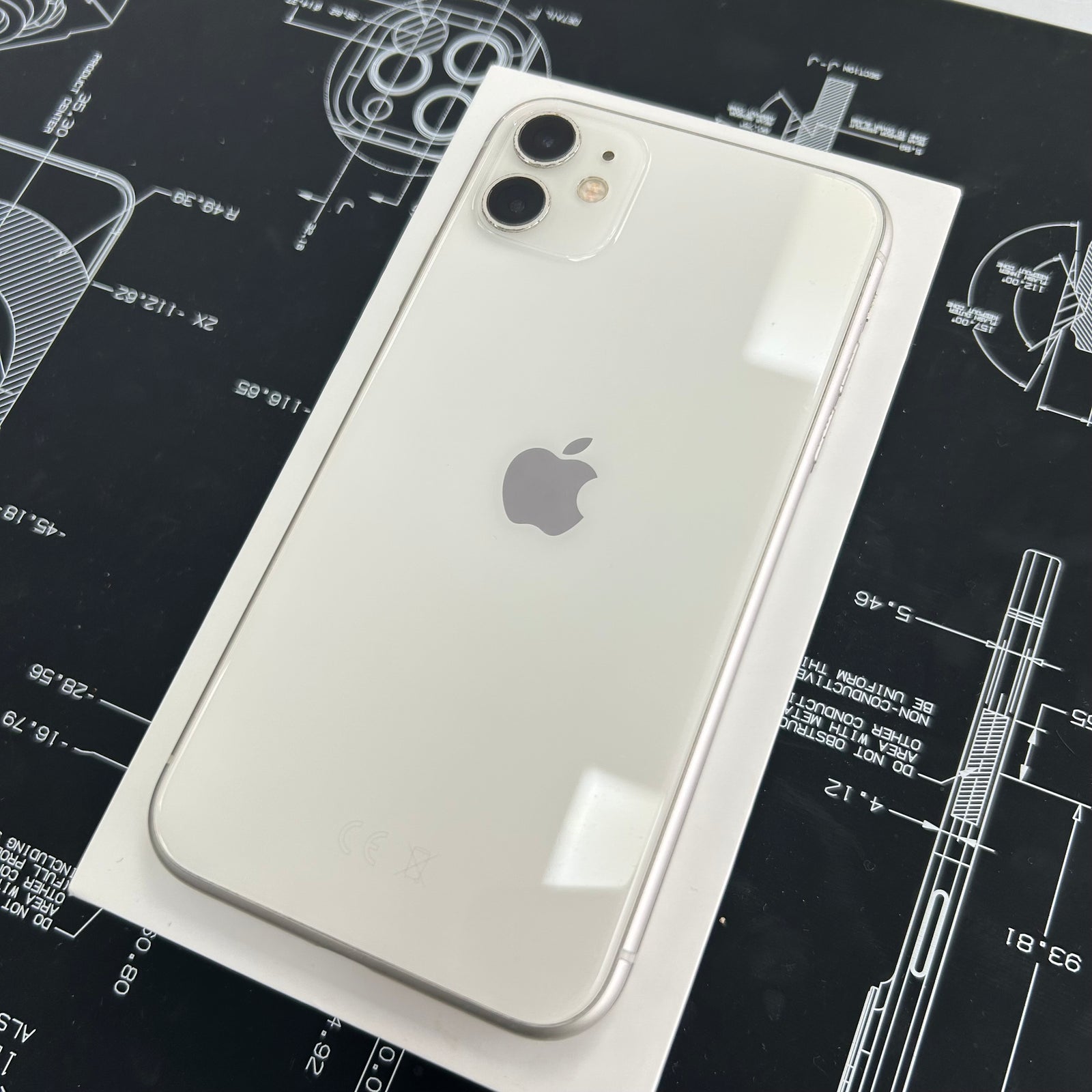 Apple iPhone 11 White 64GB Unlocked