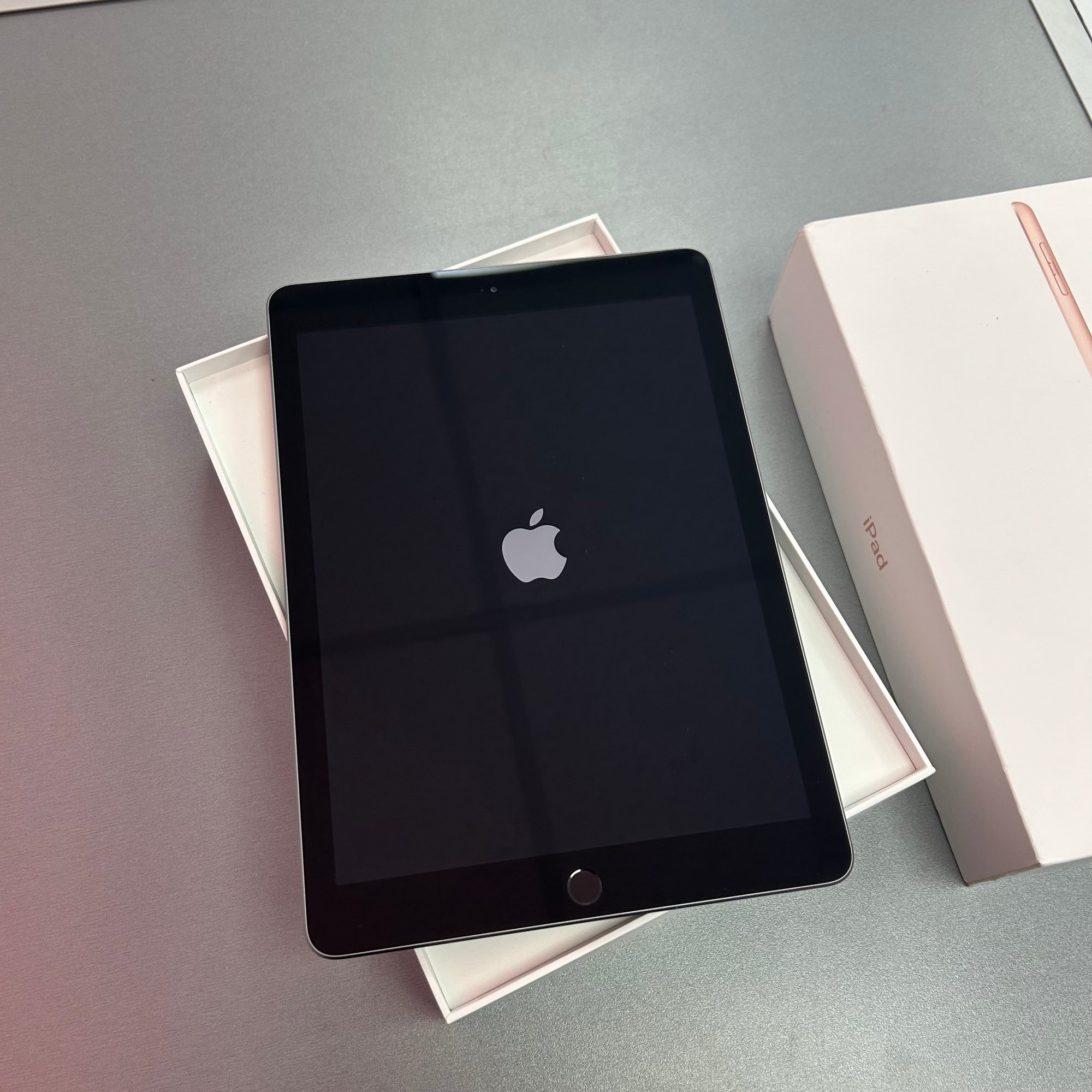 Apple iPad 6th Generation 128GB Wi-Fi