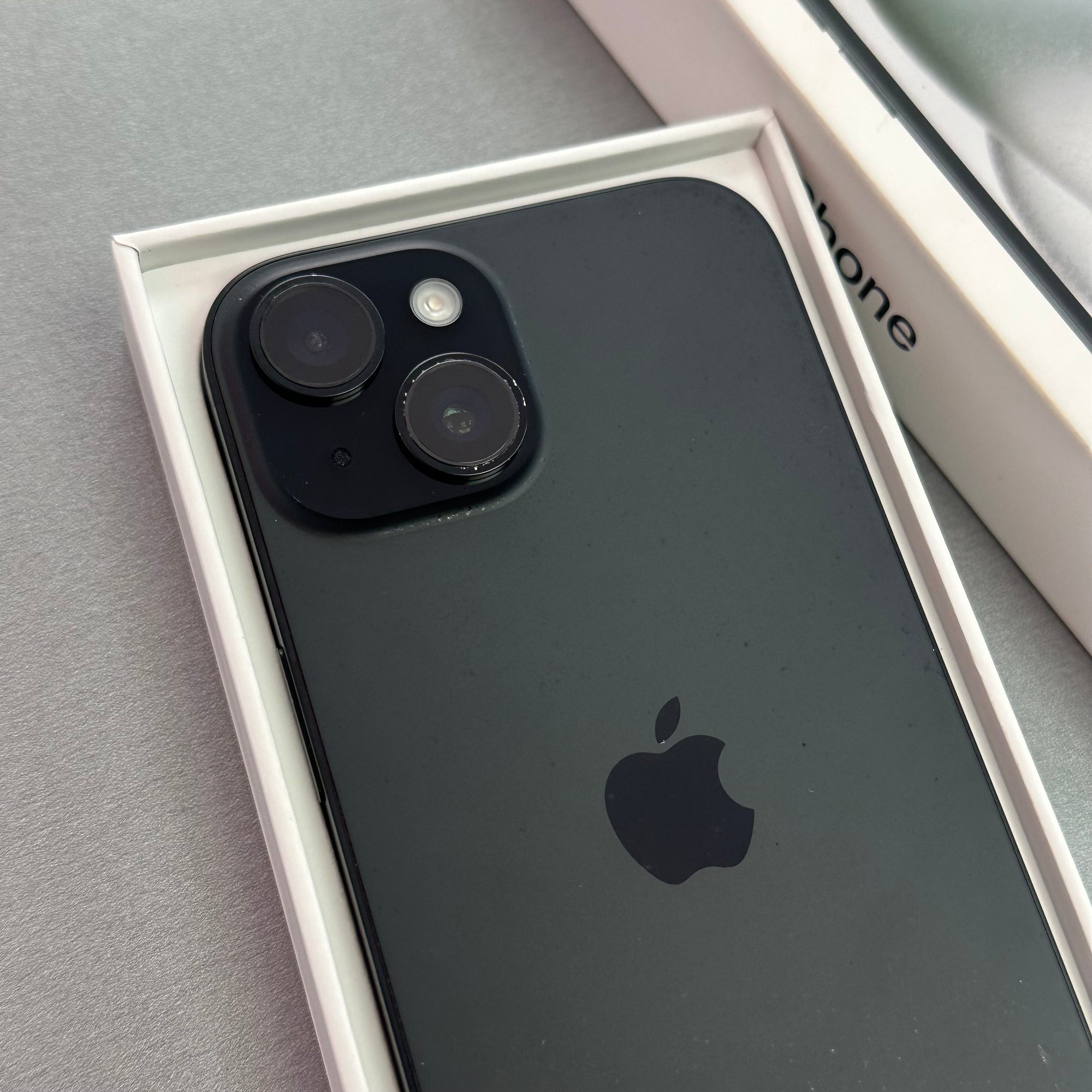 Apple iPhone 15 128GB Black - 92% Battery Health