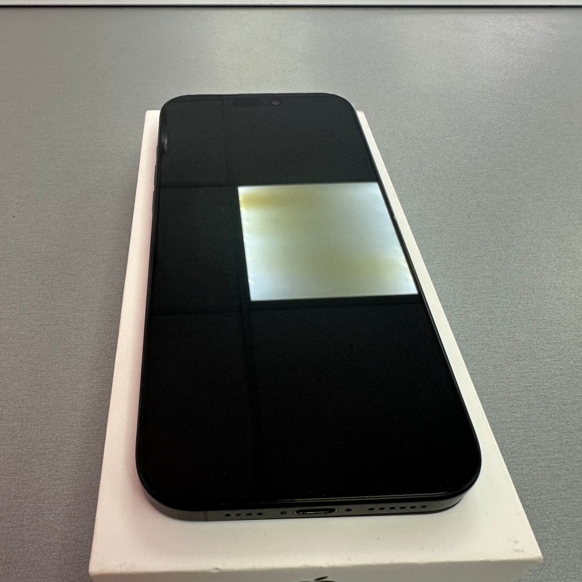 Apple iPhone 16 Pro Max 256GB Black Titanium - 92% Battery Health