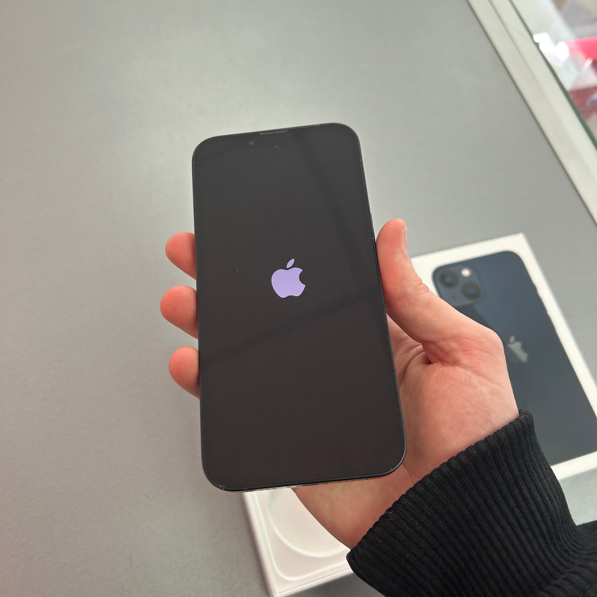 Apple iPhone 14 128GB Midnight - 100% Battery Health