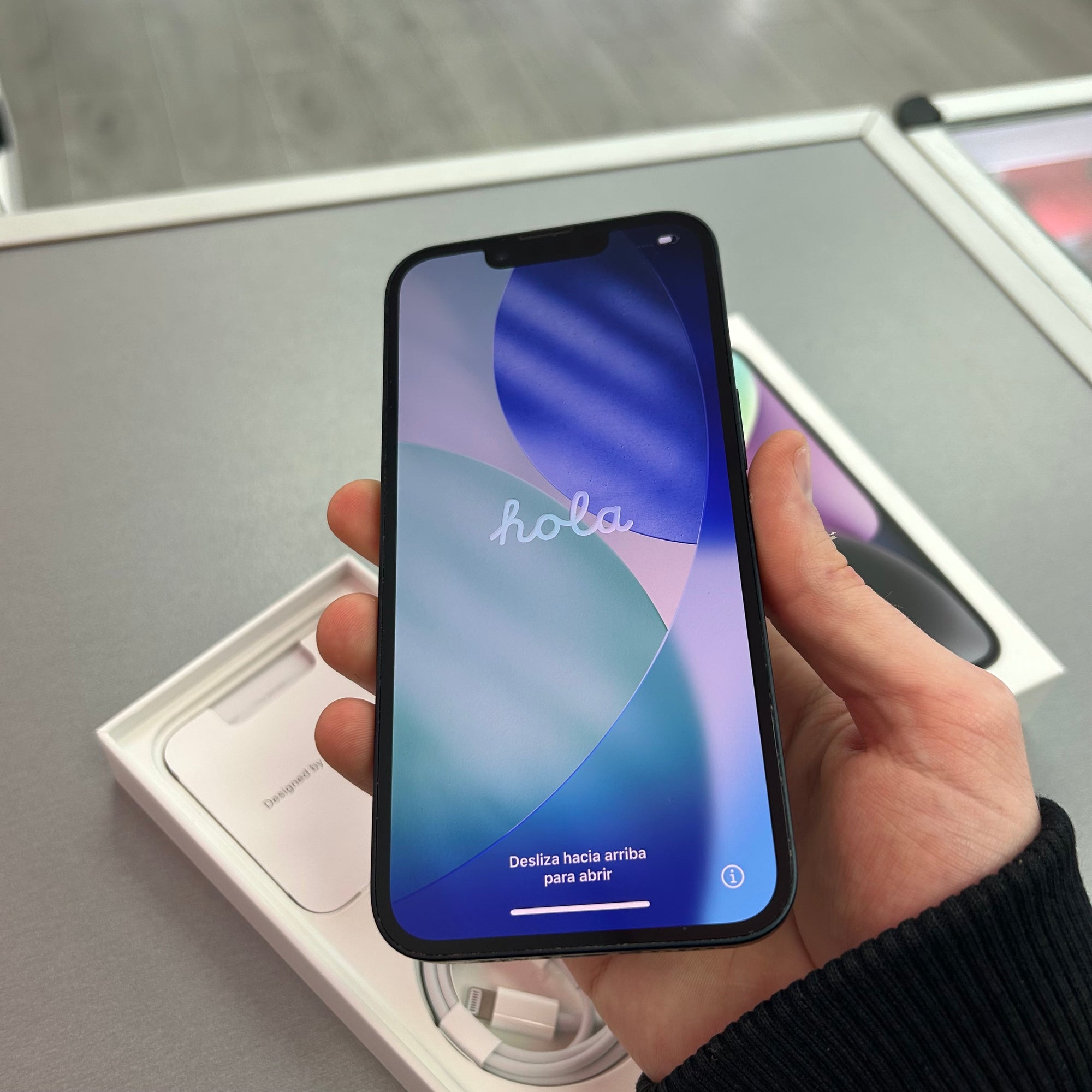 Apple iPhone 14 128GB Midnight - 100% Battery Health