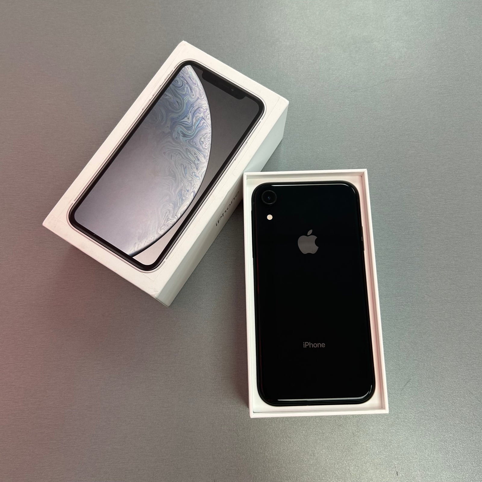 Apple iPhone XR 64GB Black 100% Battery Health