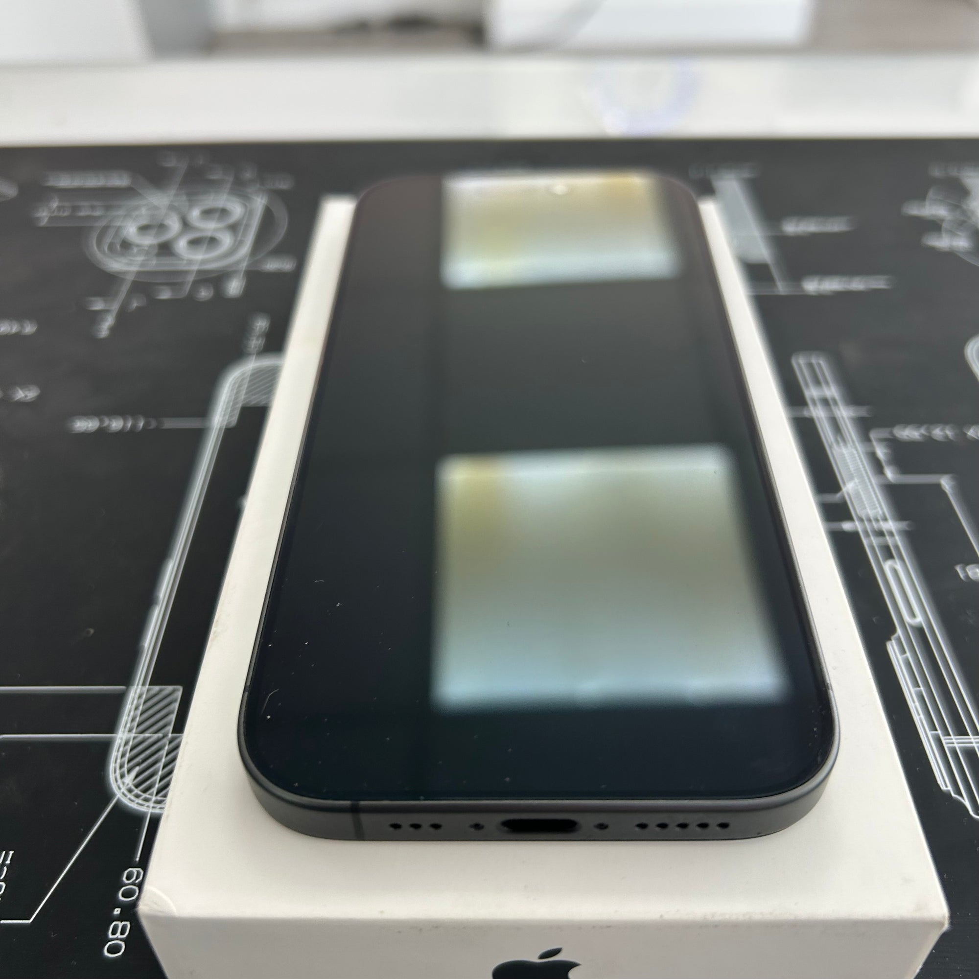 Like New Apple iPhone 17 256GB Black