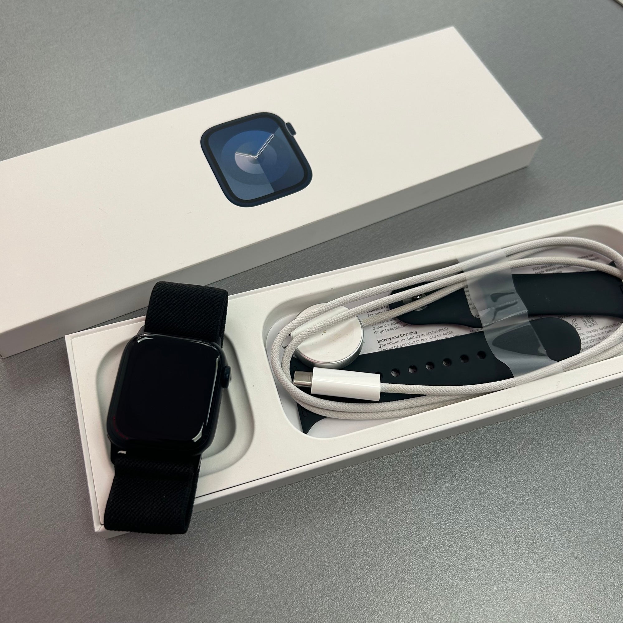 Apple Watch Series 9 Midnight Aluminium &amp; Sports Band 41MM GPS Only